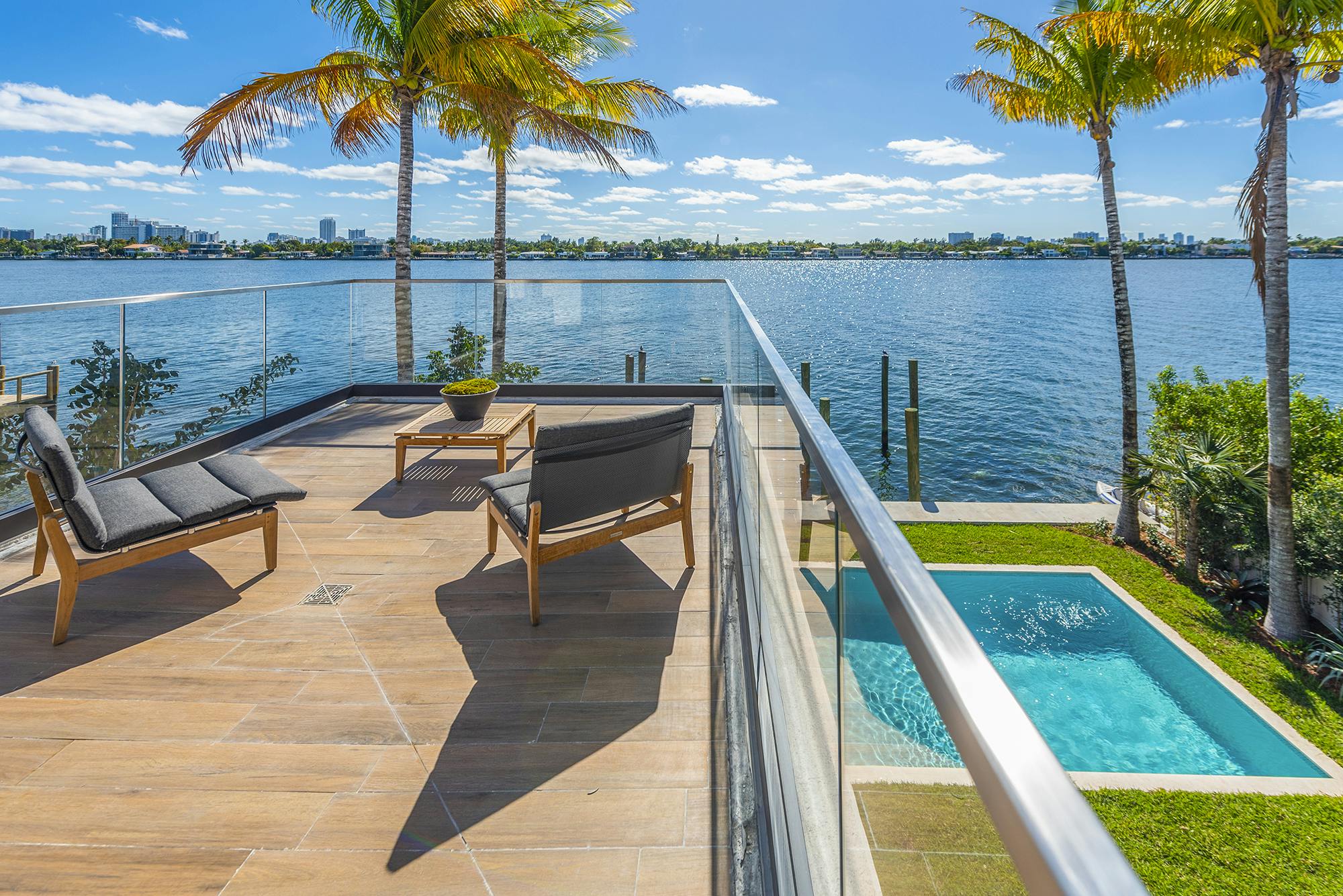 Meridith-Baer-Home-Home-Staging-Florida-Stillwater-Serenity-Luxury-Homes-Modern-and-Contemporary-Master-Patio