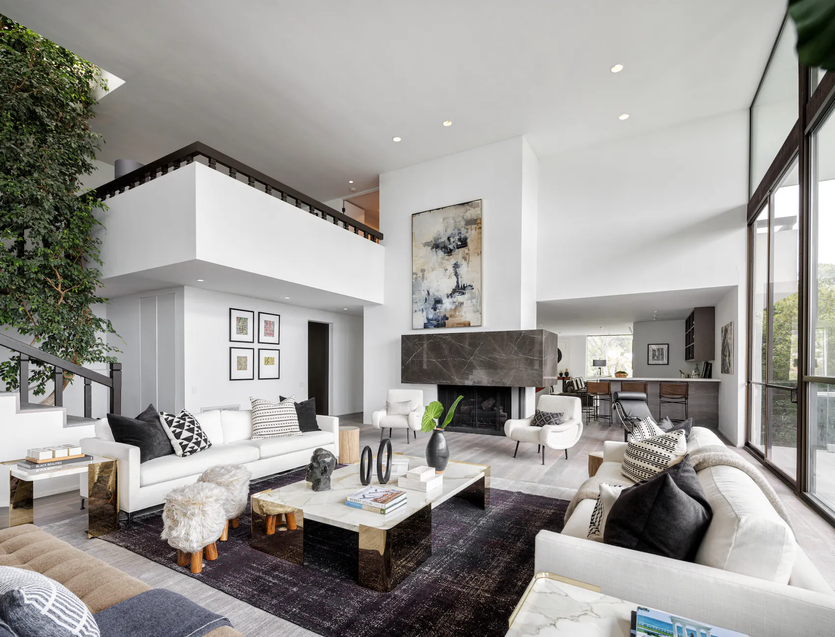 Meridith-Baer-Home-Home-Staging-Southern-California-Wallace-Ridge-(David-Spade)-Luxury-Homes-Modern-and-Contemporary-Living-Room-Full-View