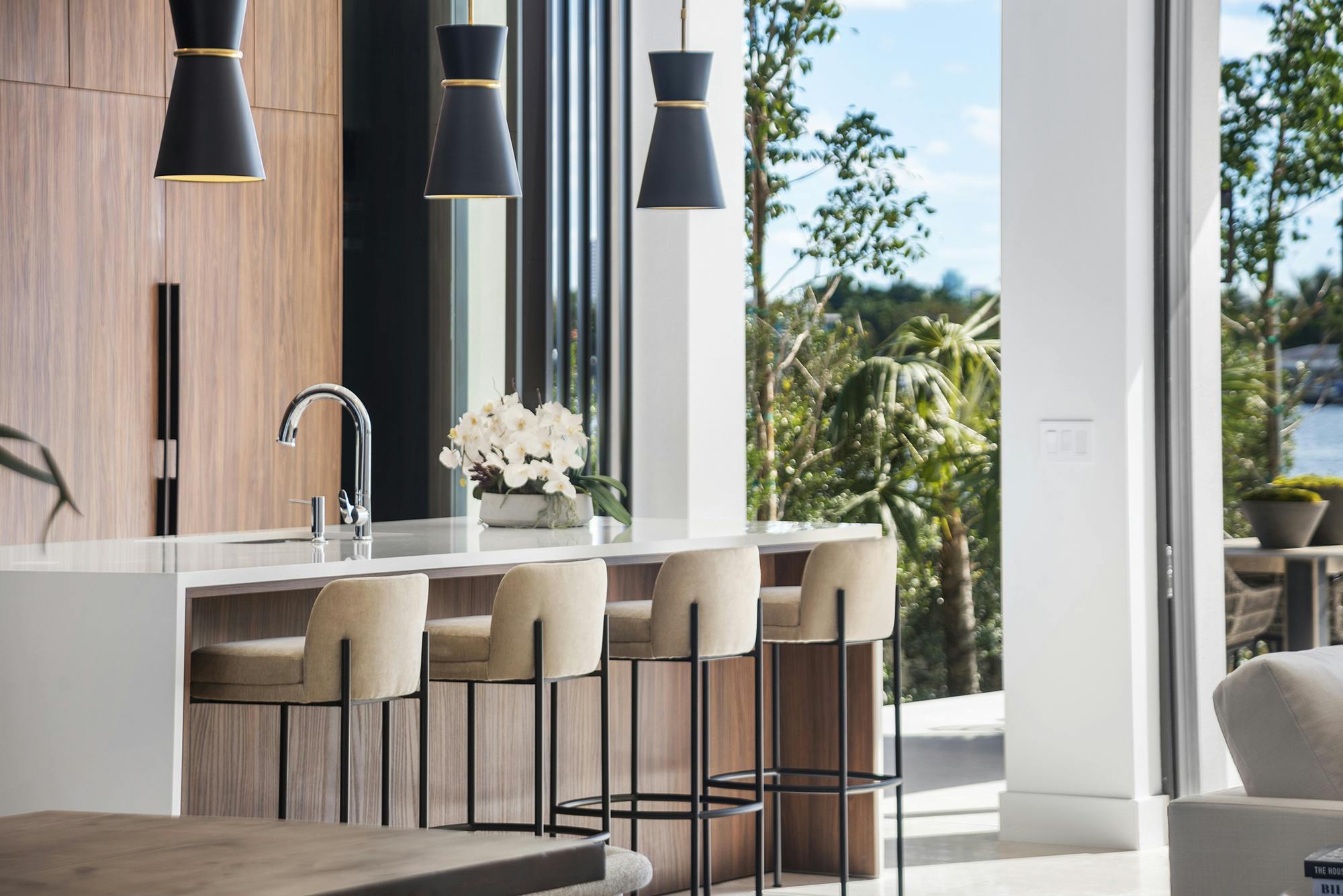 Meridith-Baer-Home-Home-Staging-Florida-Stillwater-Serenity-Luxury-Homes-Modern-and-Contemporary-Kitchen-Island