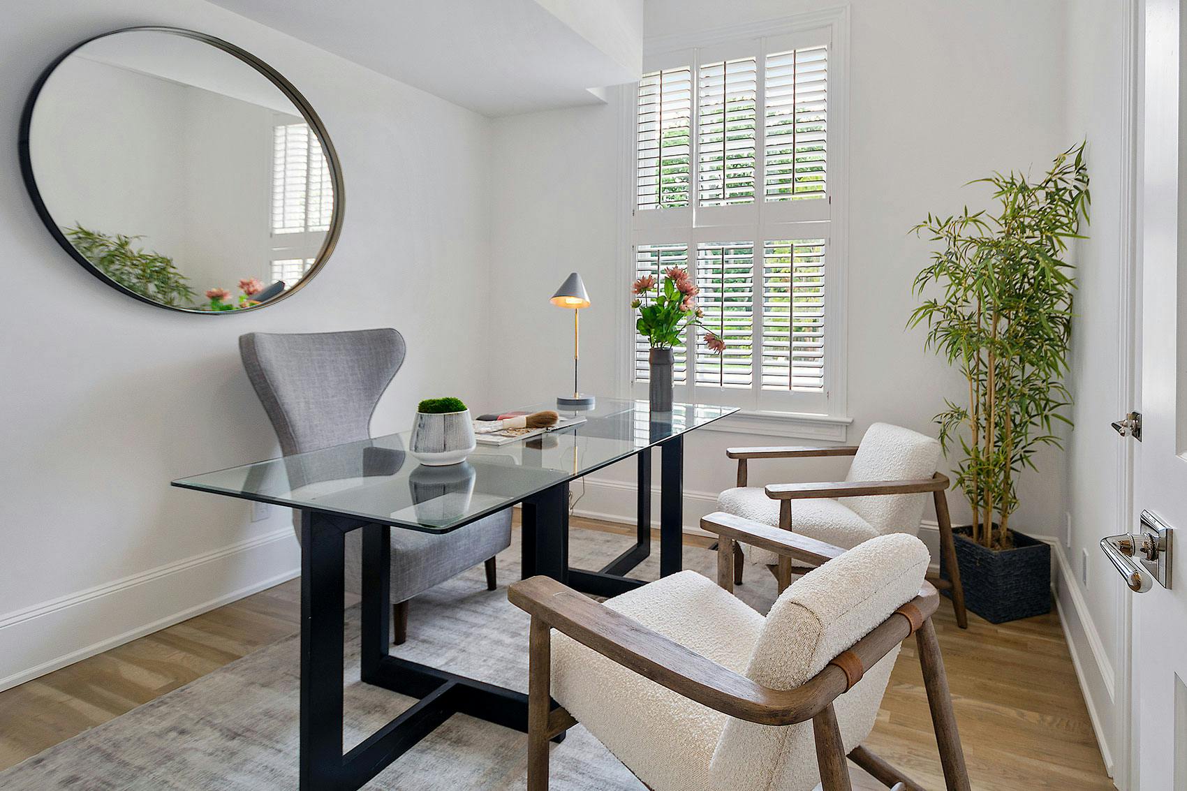 Meridith-Baer-Home-Home-Staging-New-York-Southampton-Taylor-Creek-Transitional-Office