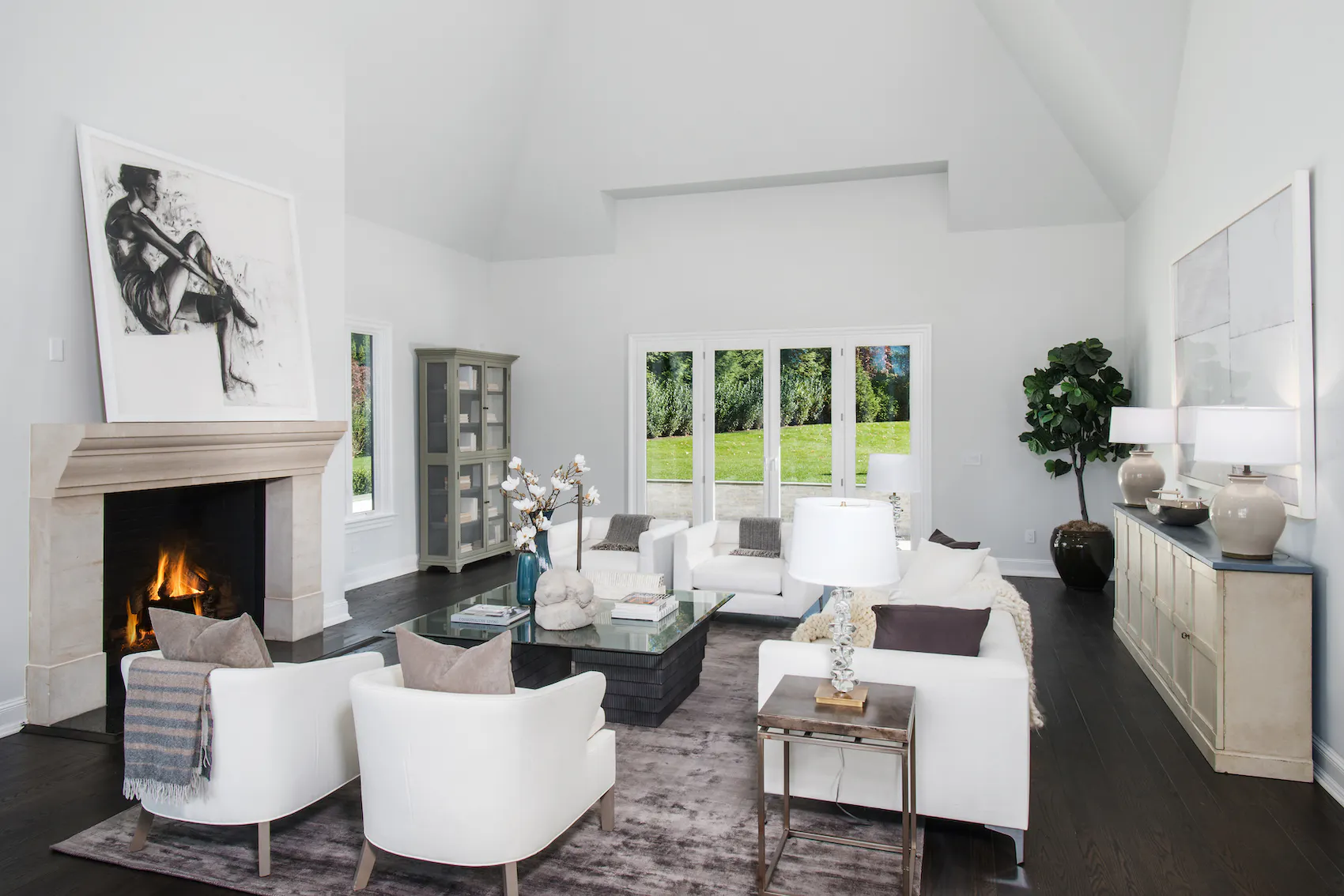 Meridith-Baer-Home-Home-Staging-Connecticut-Greenwich-Georgian-Colonial-Luxury-Homes-Transitional-Second-Living-Room