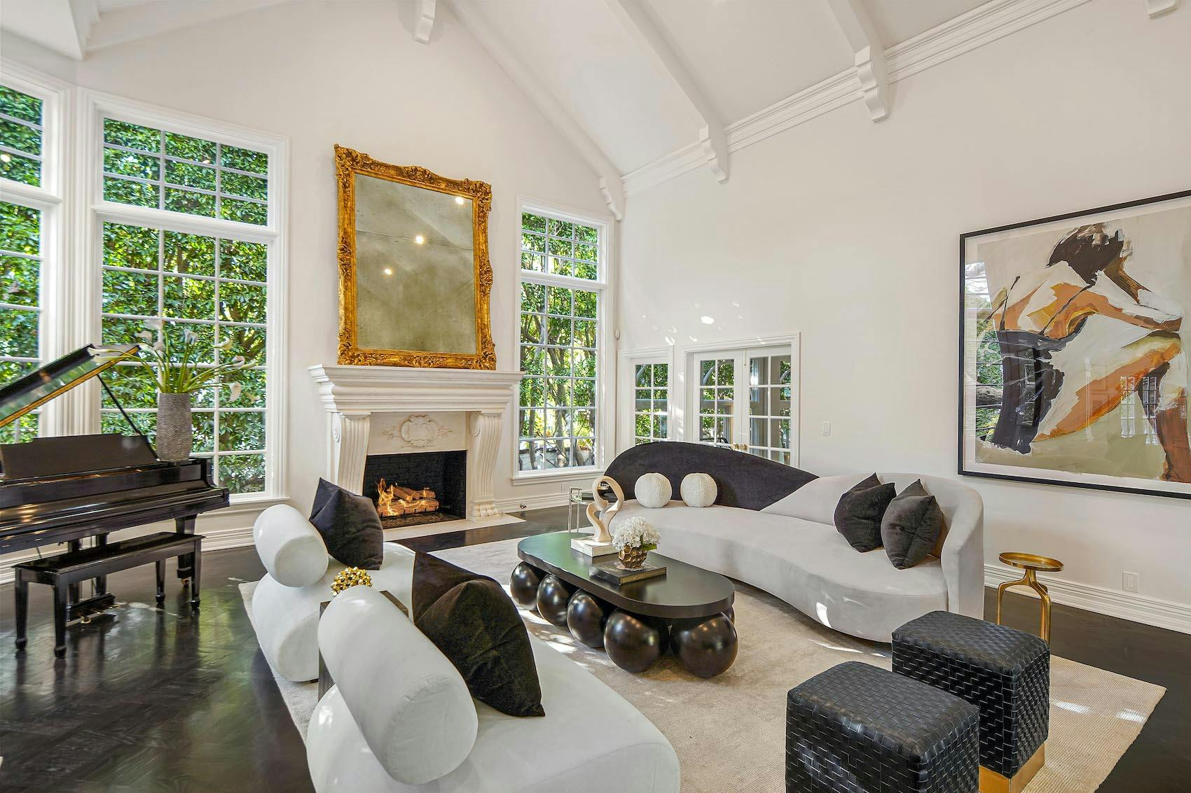 Meridith-Baer-Home-Home-Staging-Southern-California-Moraga-Estates-Luxury-Homes-Eclectic-Living-Room-Piano-Fireplace