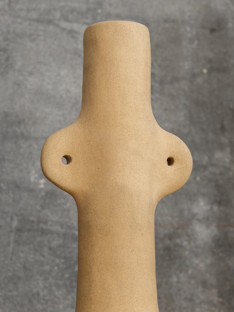 image Vase in sand matte by Jade Paton. This one-of-a-kind ceramic object belongs to the new 2024 spring collection 'Observations' by online gallery Metamorphoses Objects.