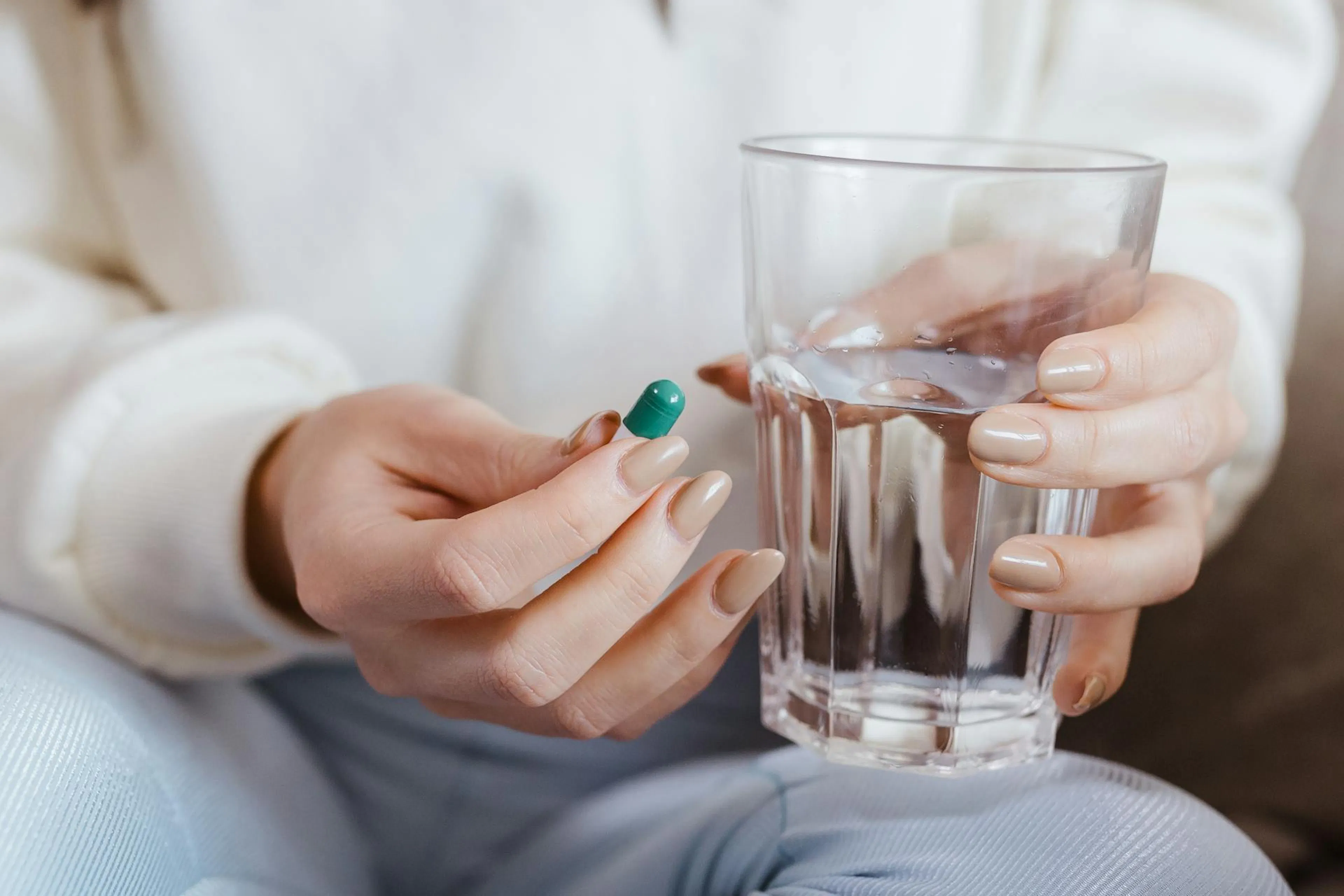 person taking alternative metformin medication