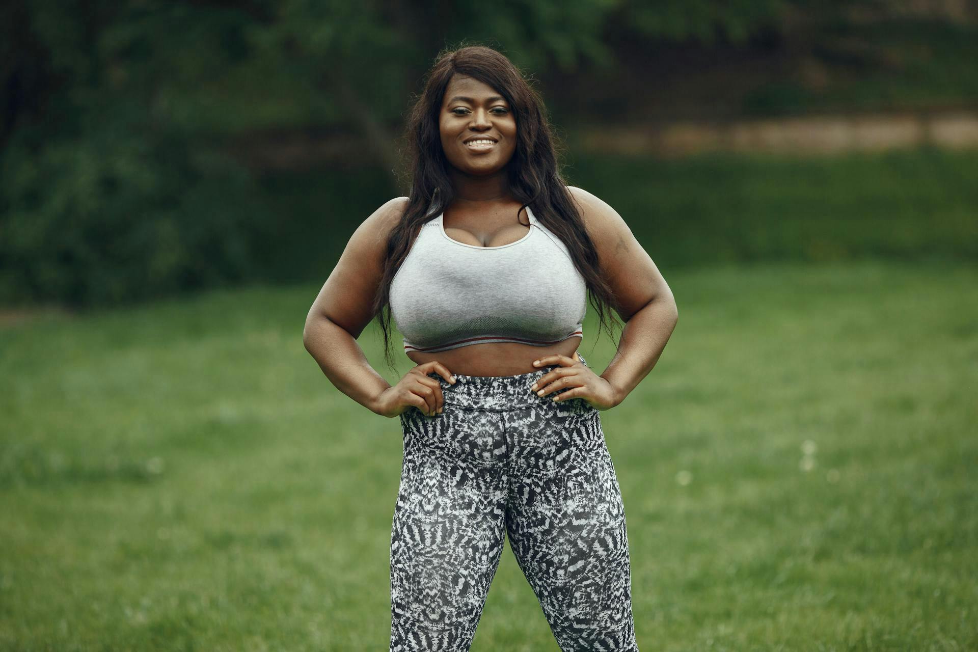 A lady using Orforglipron and healthy lifestyle for weight loss