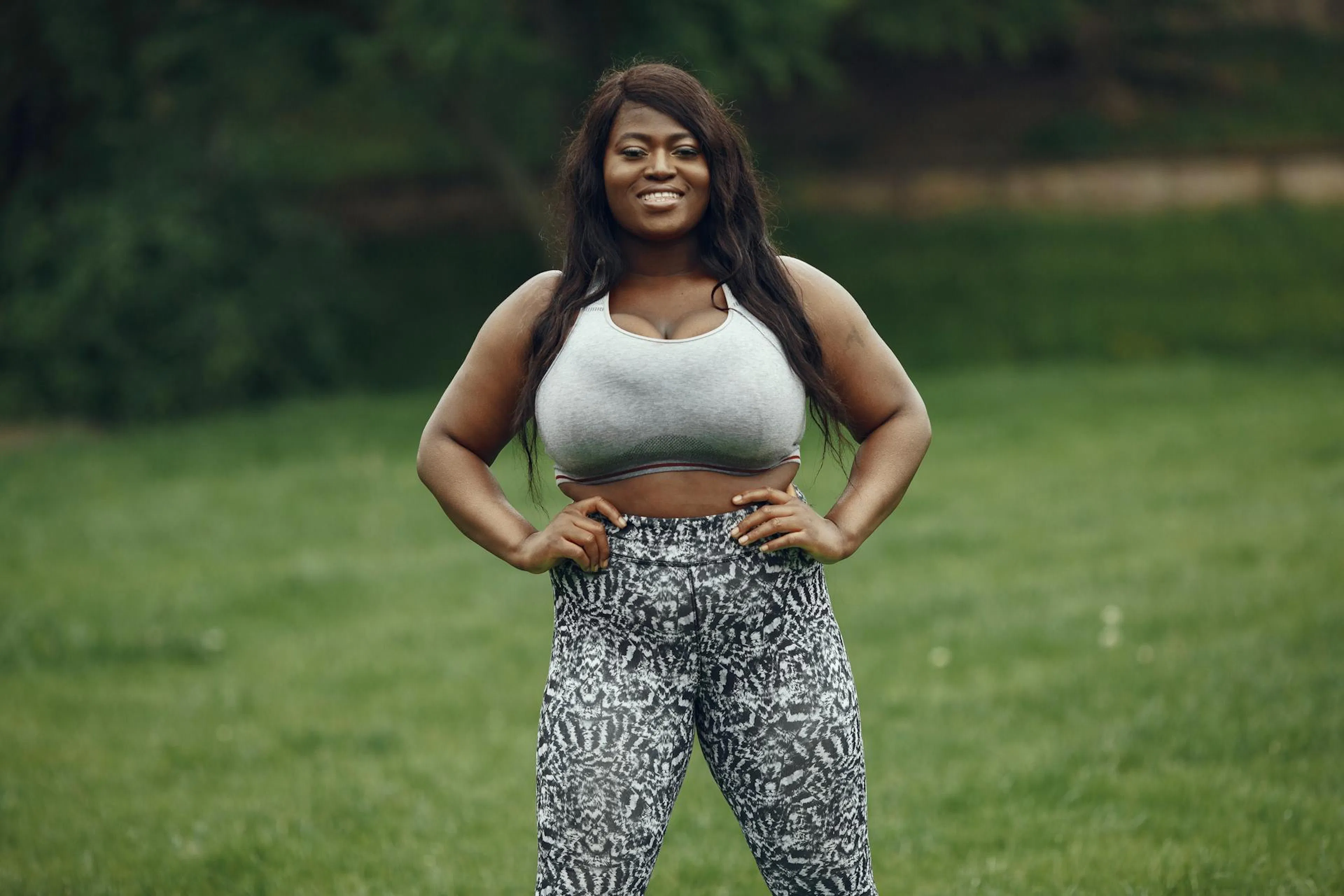 A lady using Orforglipron and healthy lifestyle for weight loss