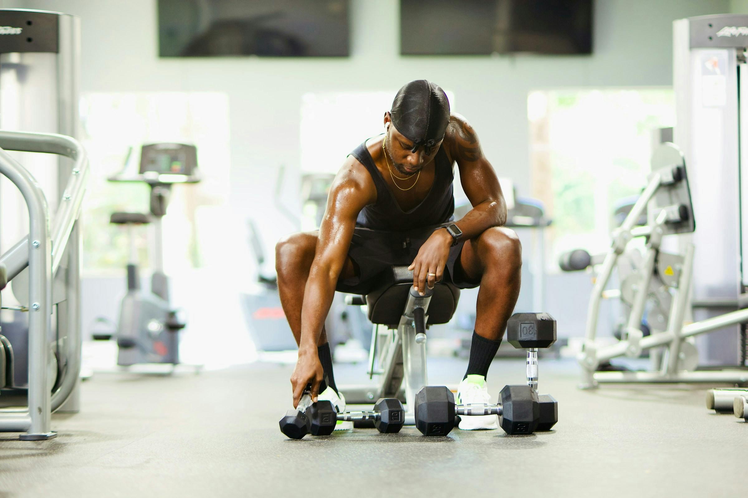 Healthy male exercising to boost testosterone naturally