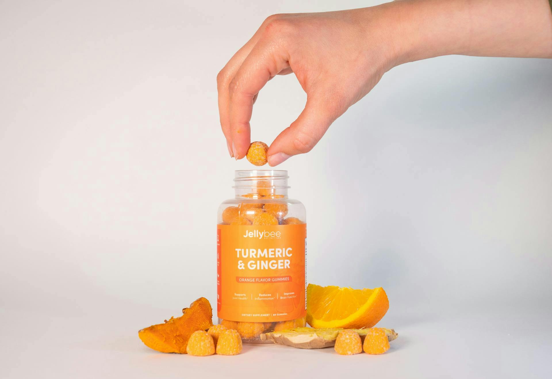 Ginger and turmeric weight loss and gut health supplement 