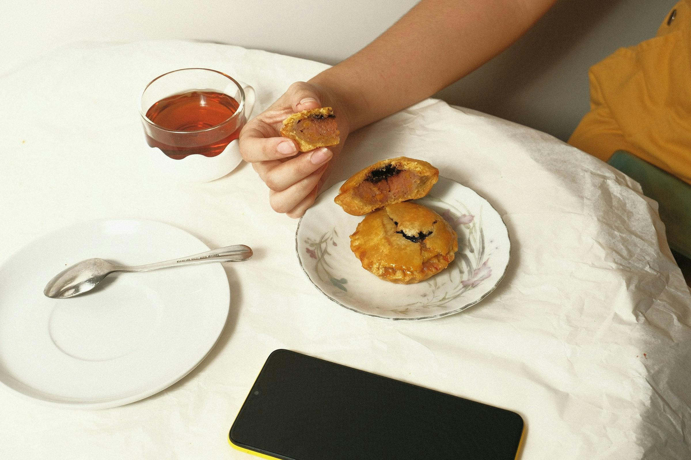 Healthy plate with portion sizes for balanced eating