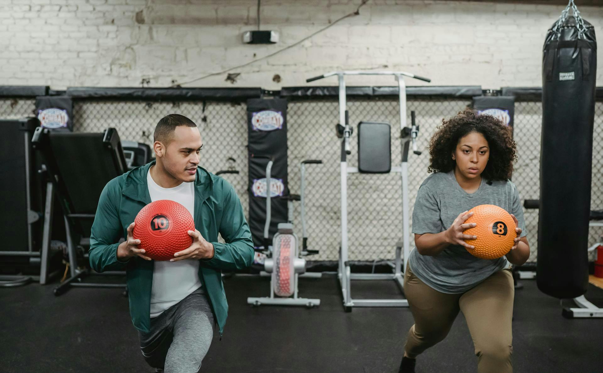 Lady with PCOS training at the gym