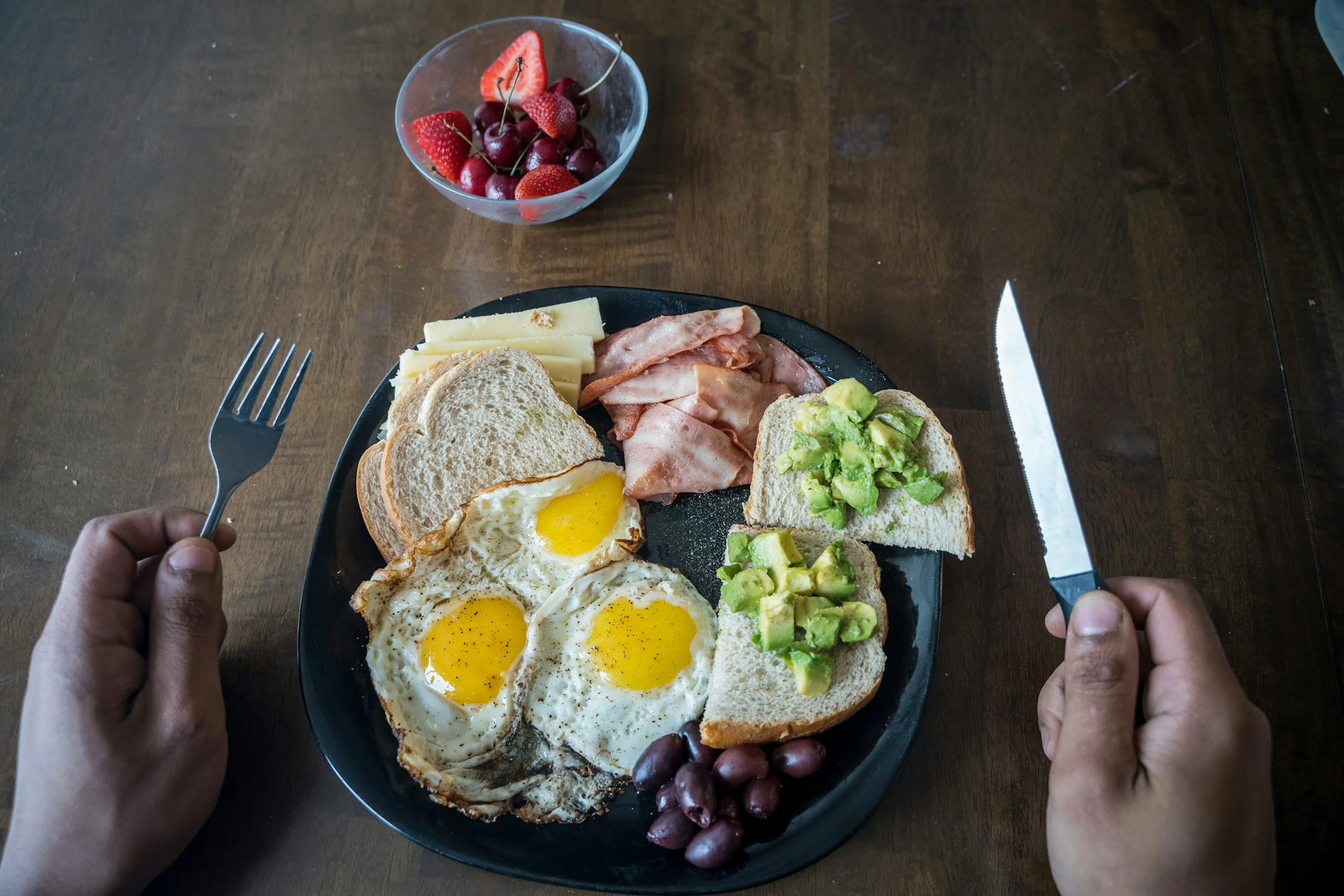 Avocados complement MCT-rich diets with healthy fats