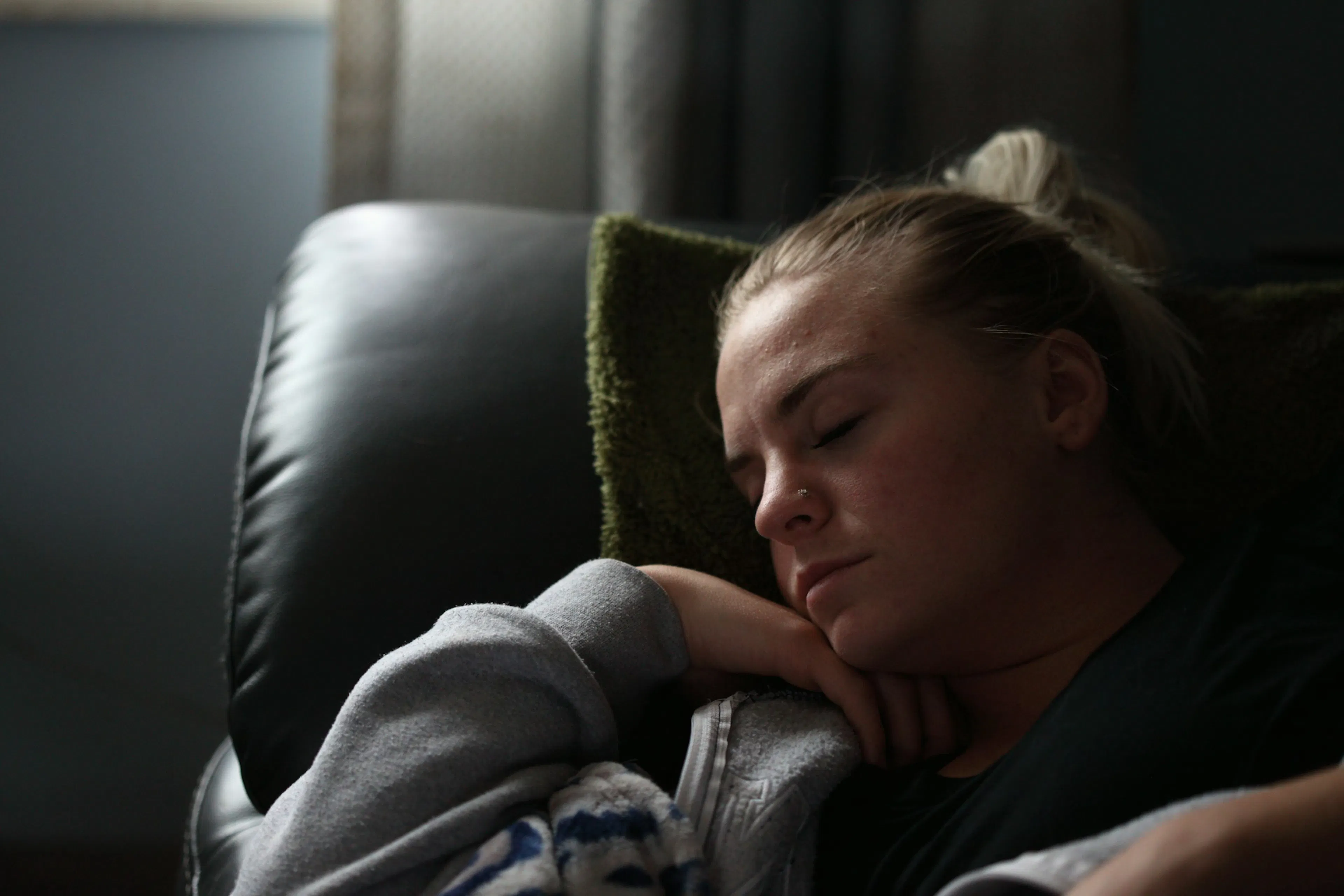 Person taking a short nap to prevent microsleep