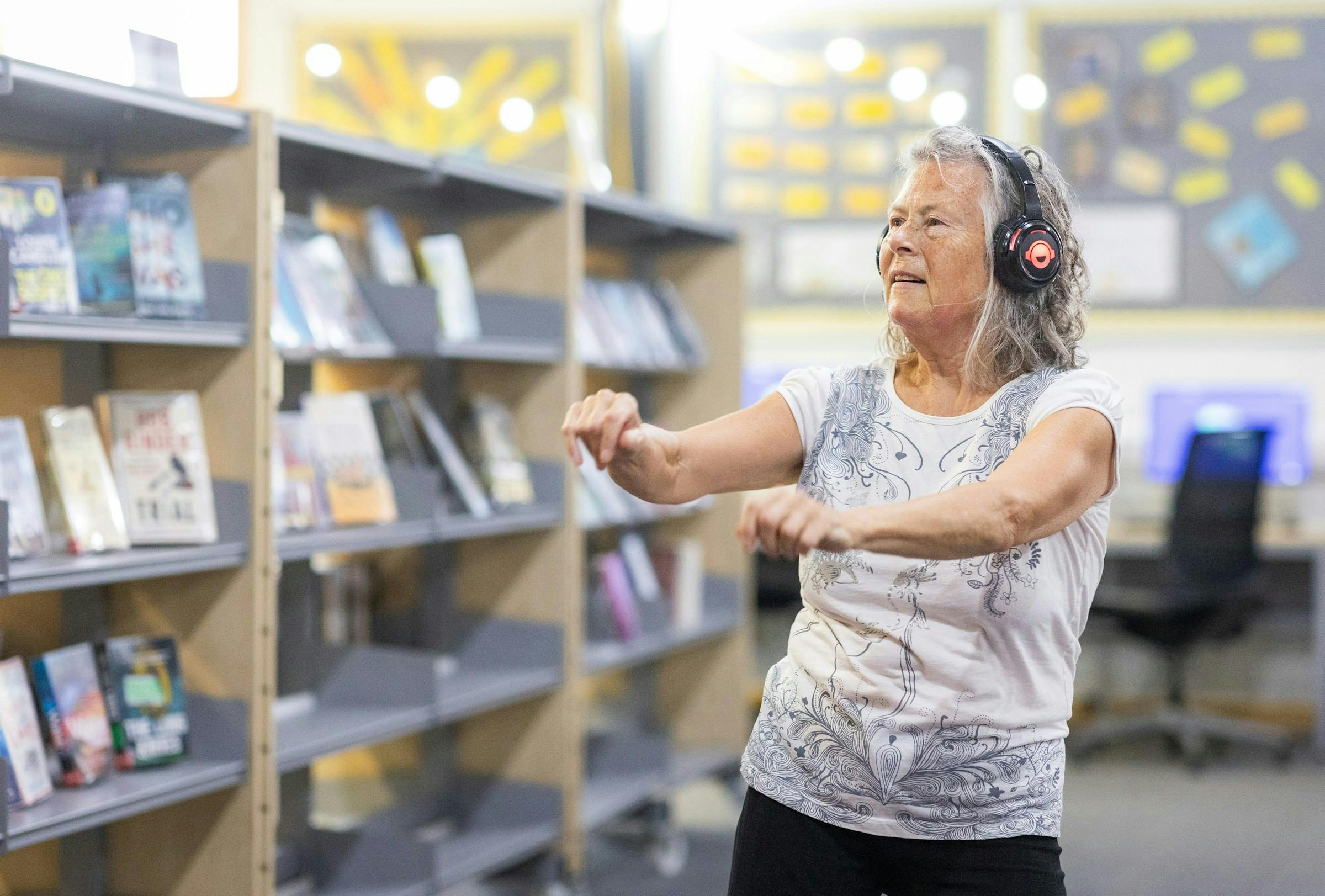 An old lady doing cardio