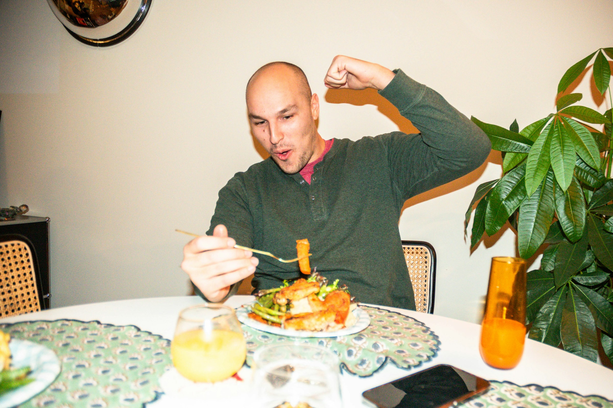 Testosterone-supportive foods including eggs, salmon, leafy greens, nuts, and olive oil