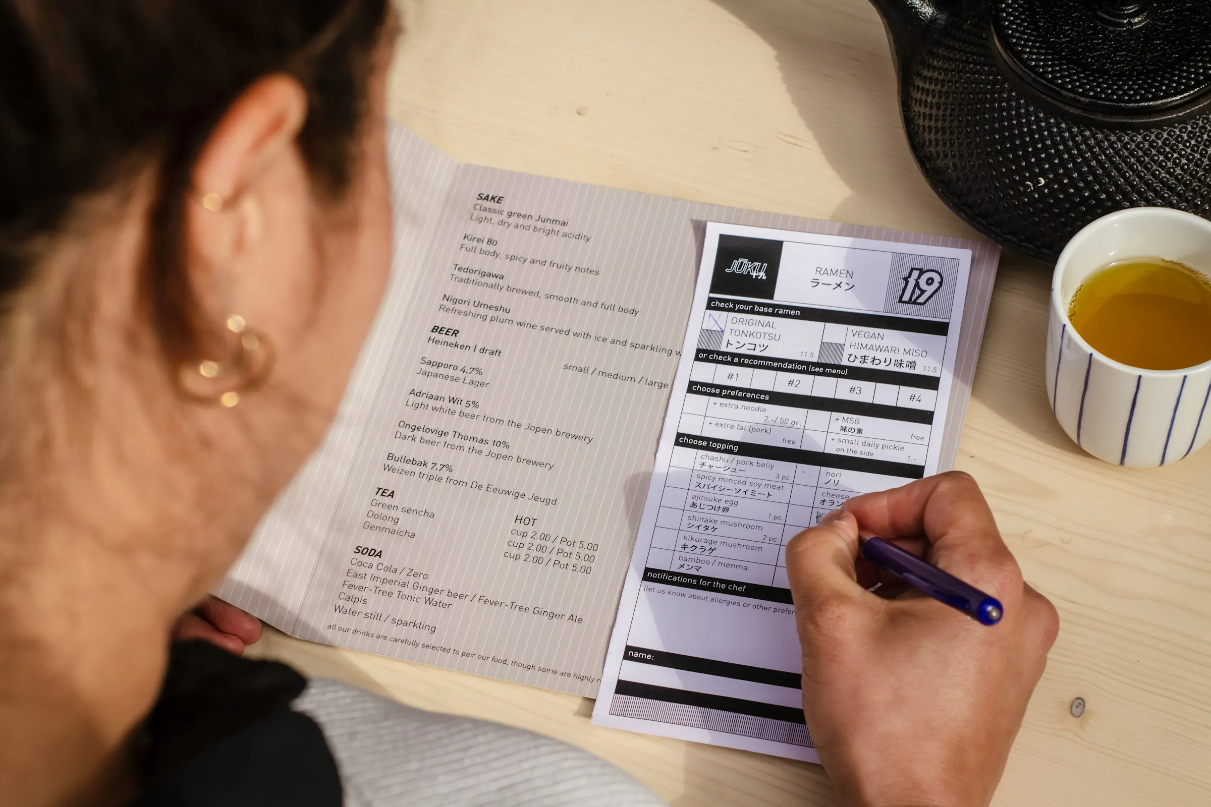 Direct-to-consumer lab testing