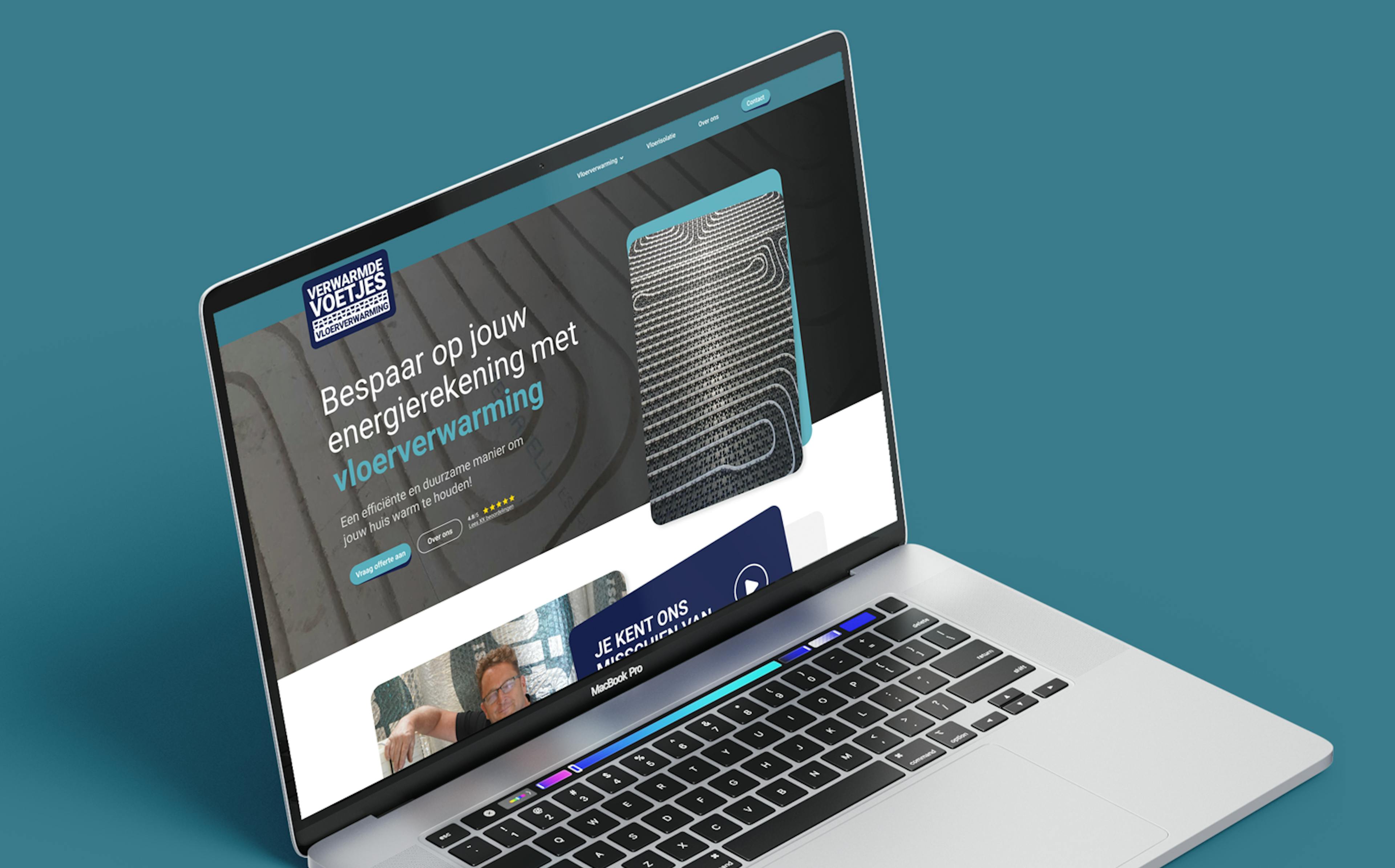 Verwarmde Voetjes Vloerverwarming macbook mockup