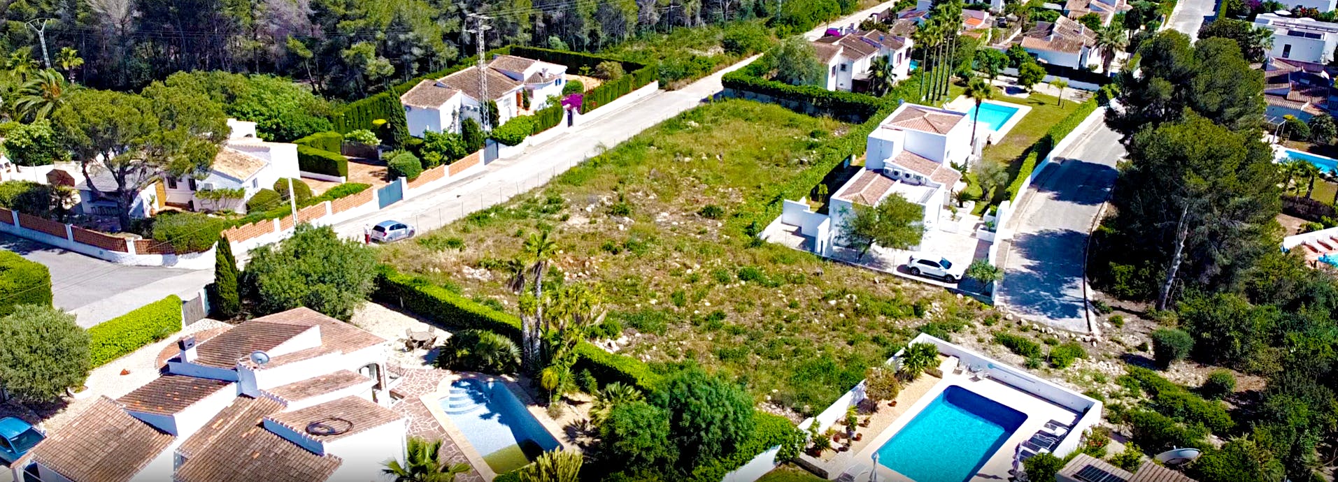 L shaped plot of land in Spain