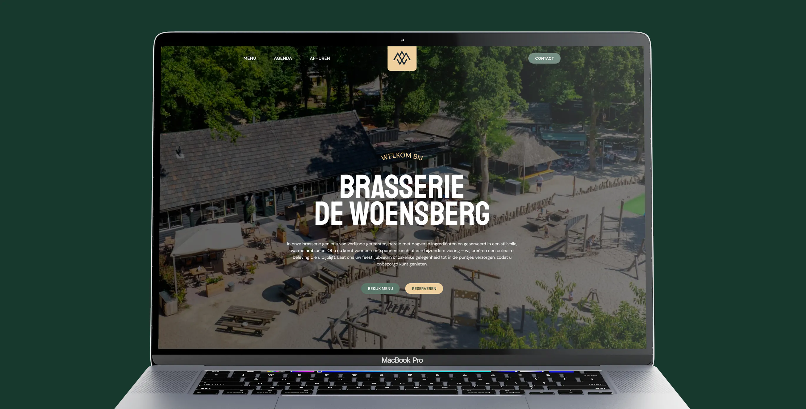 Website mockup op Macbook