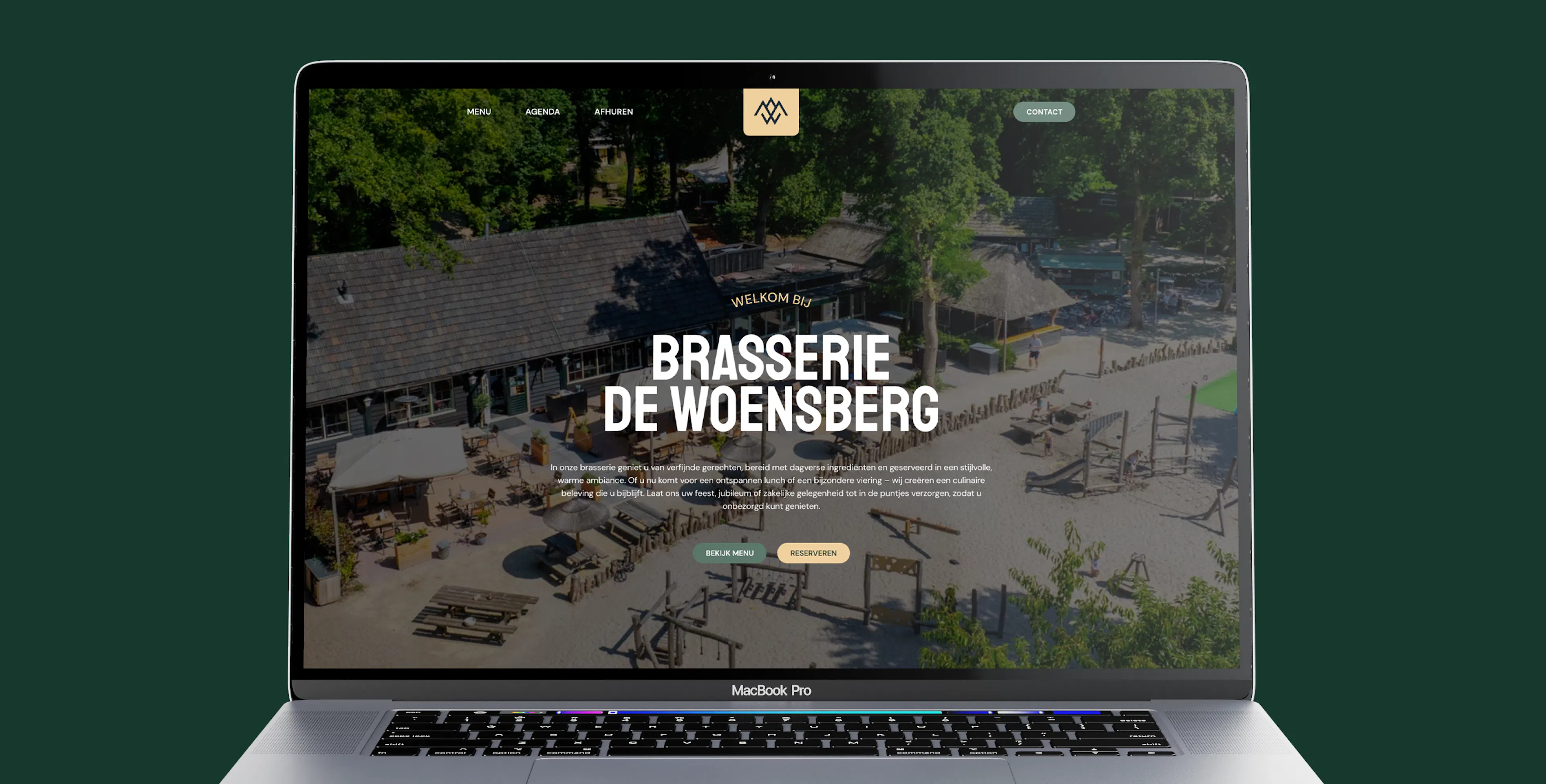Website mockup op Macbook