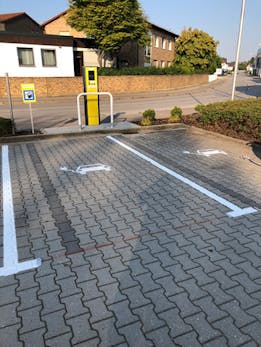 Markierungsarbeiten Parkplatz