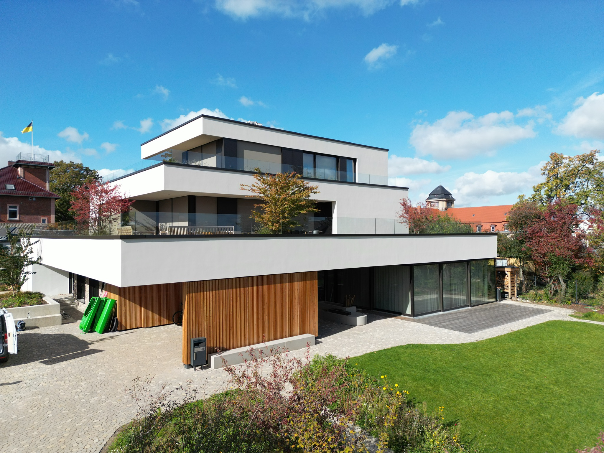 Wärmedämmung einer modernen Villa. Malermeister Müller und Sohn in Chemnitz und Regensburg