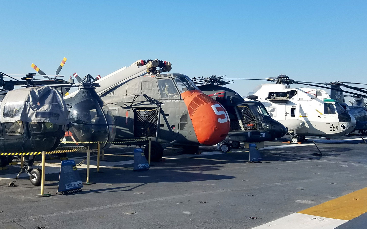 Aircraft Gallery - H-34 Seabat - USS Midway Museum®