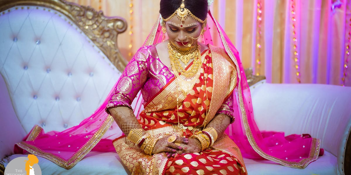 13 Gorgeous Bengali Bridal Banarasi Saree Designs For 2022 - blog poster