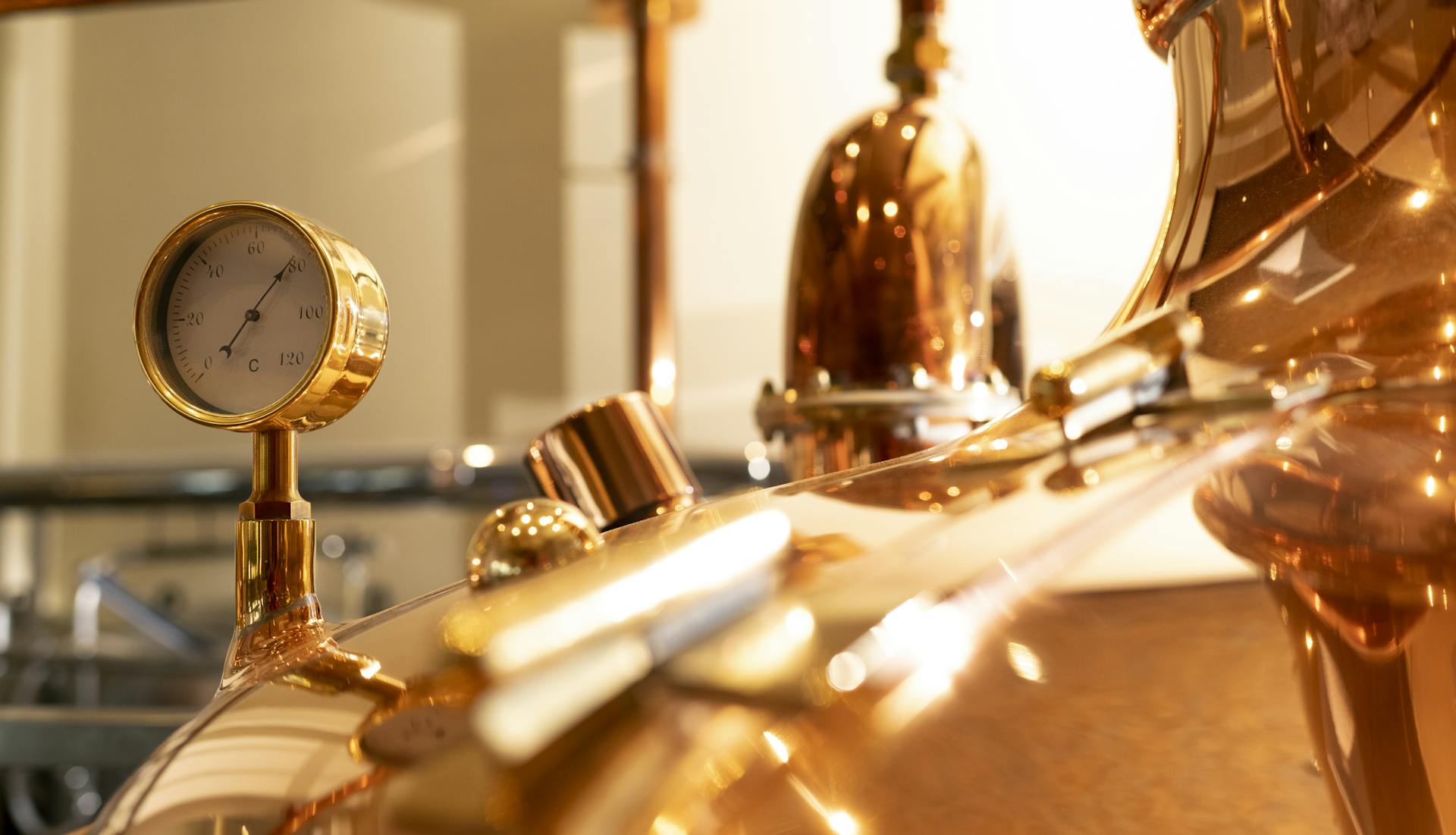 Copper distilling equipment.