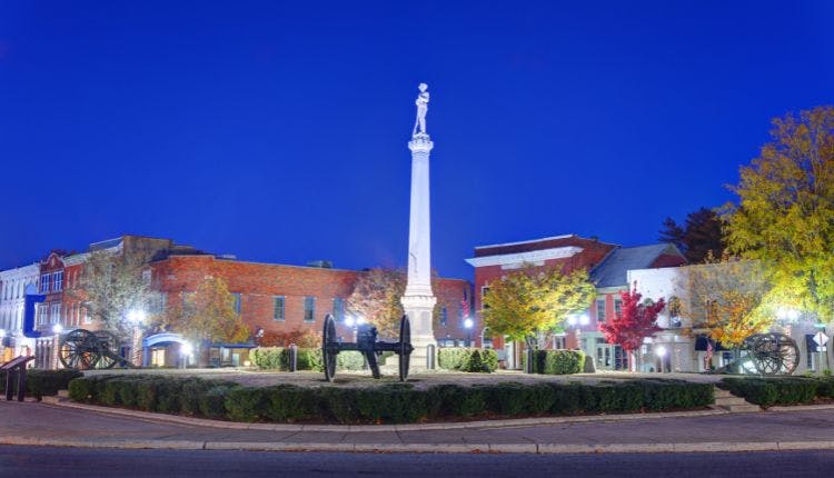 Downtown Franklin, Tennessee at night.
