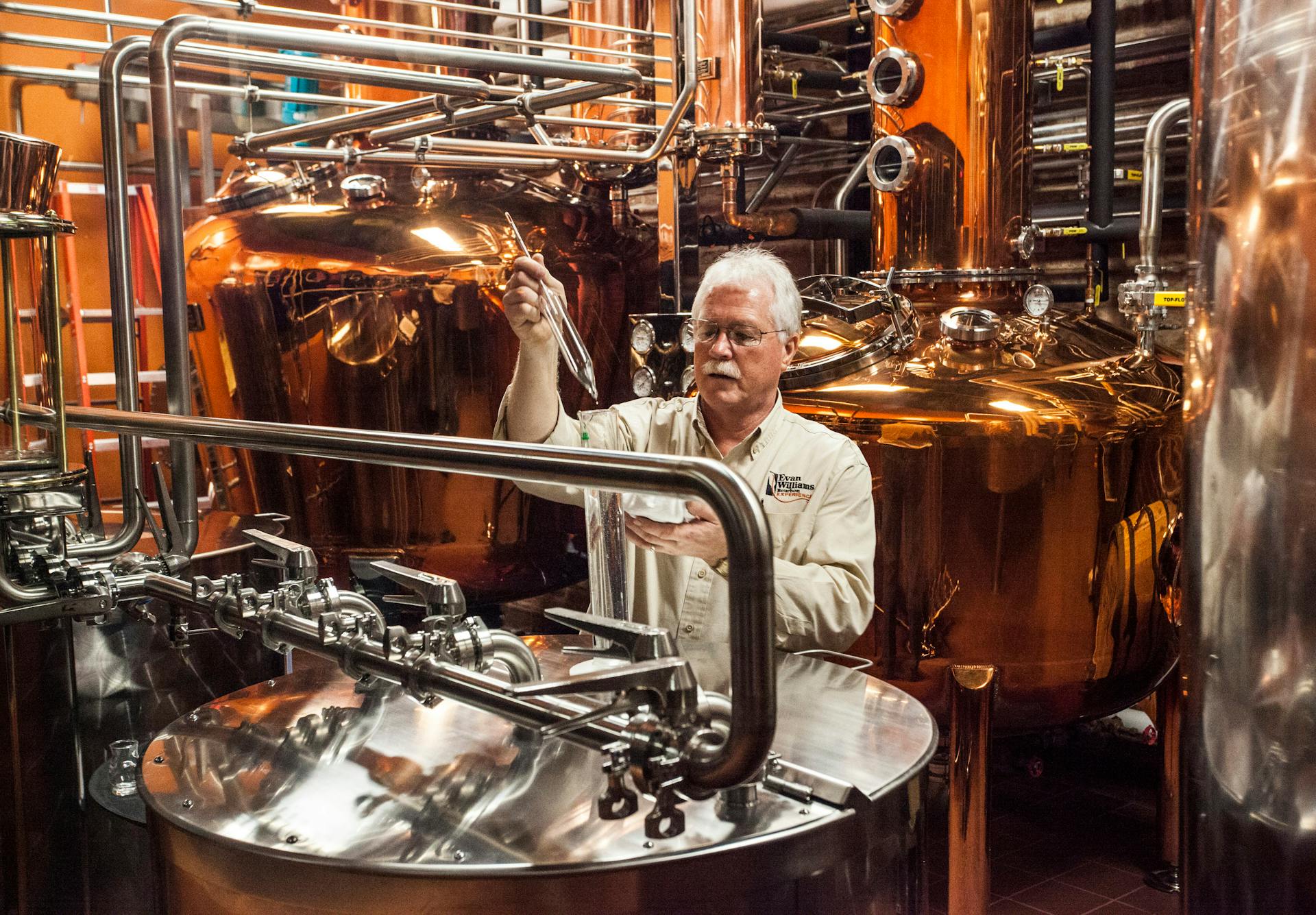an inside look at the evan williams bourbon experience tour