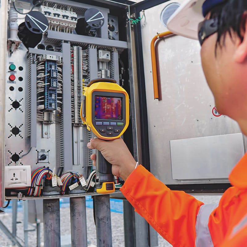 How to use thermal imaging to prevent electrical faults and protect your business 