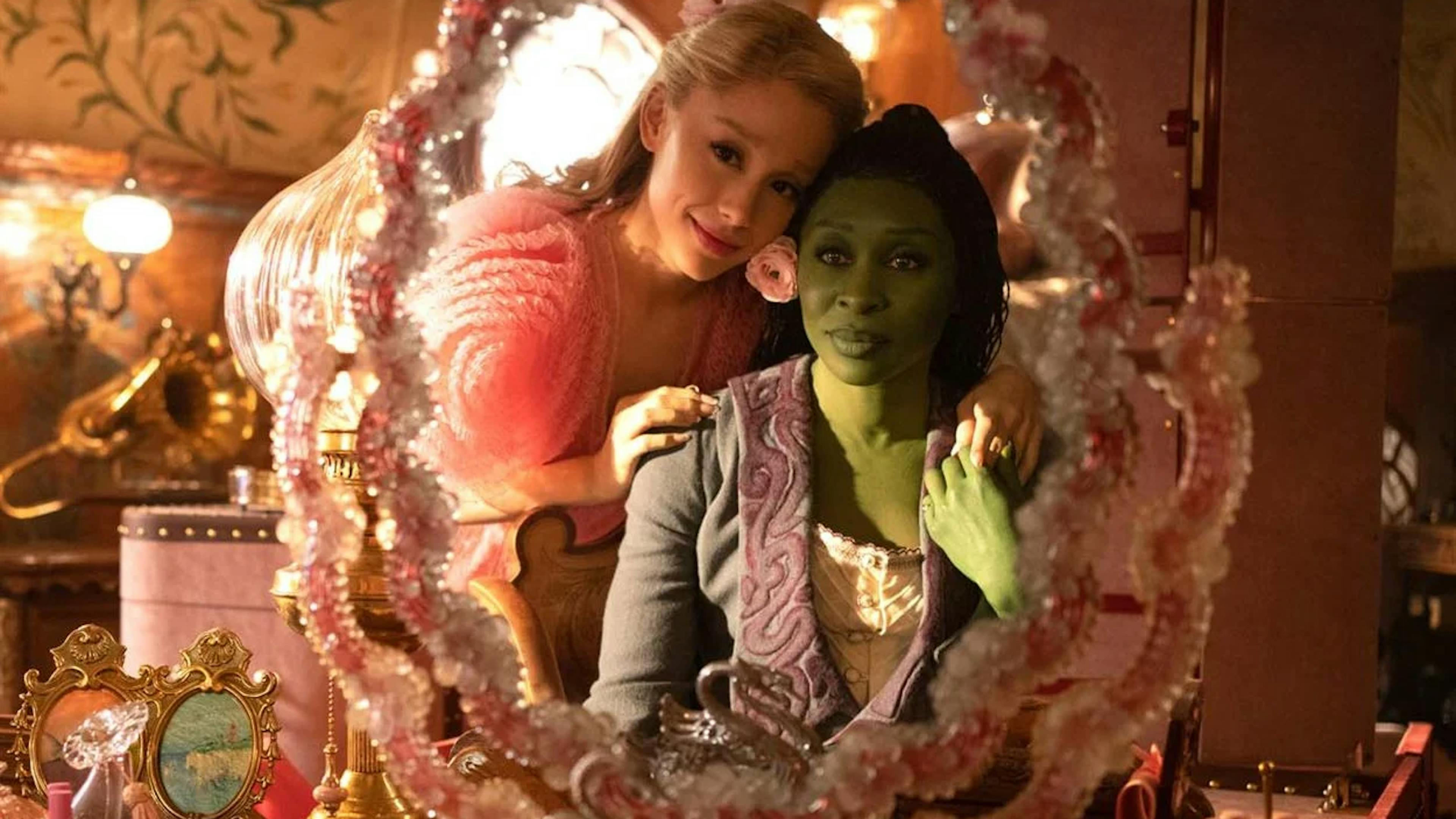 Illustration de Ariana Grande et Cynthia Erivo illuminent ce spin-off malicieux du Magicien d'Oz.