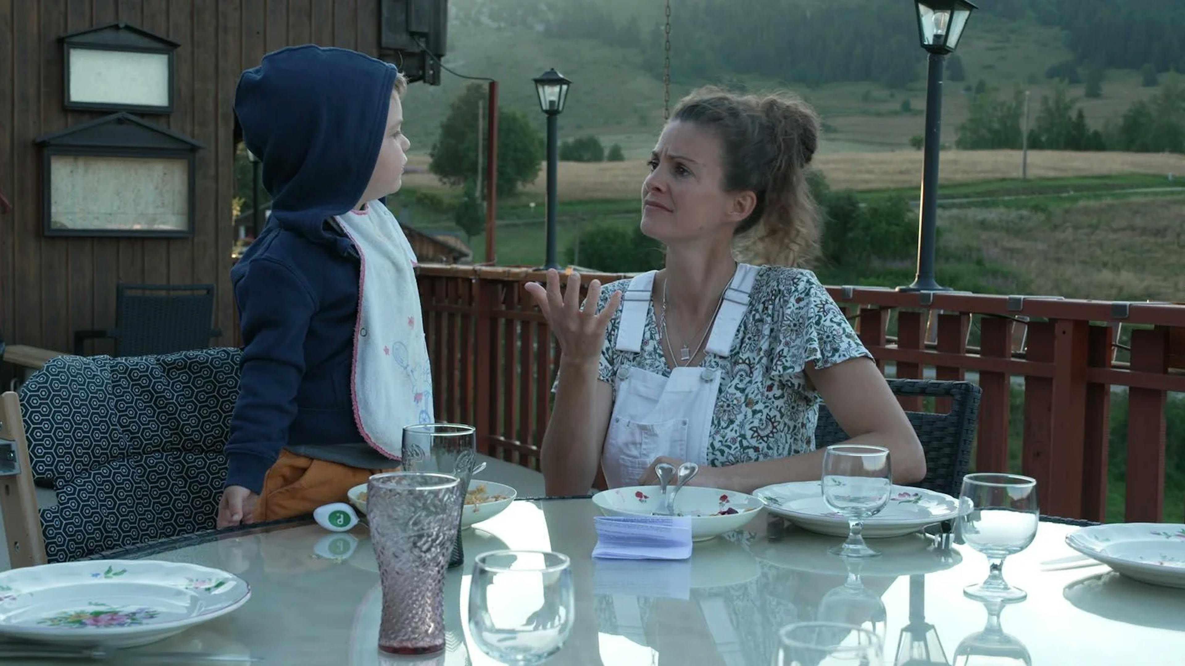 Affiche du film Elle entend pas la moto