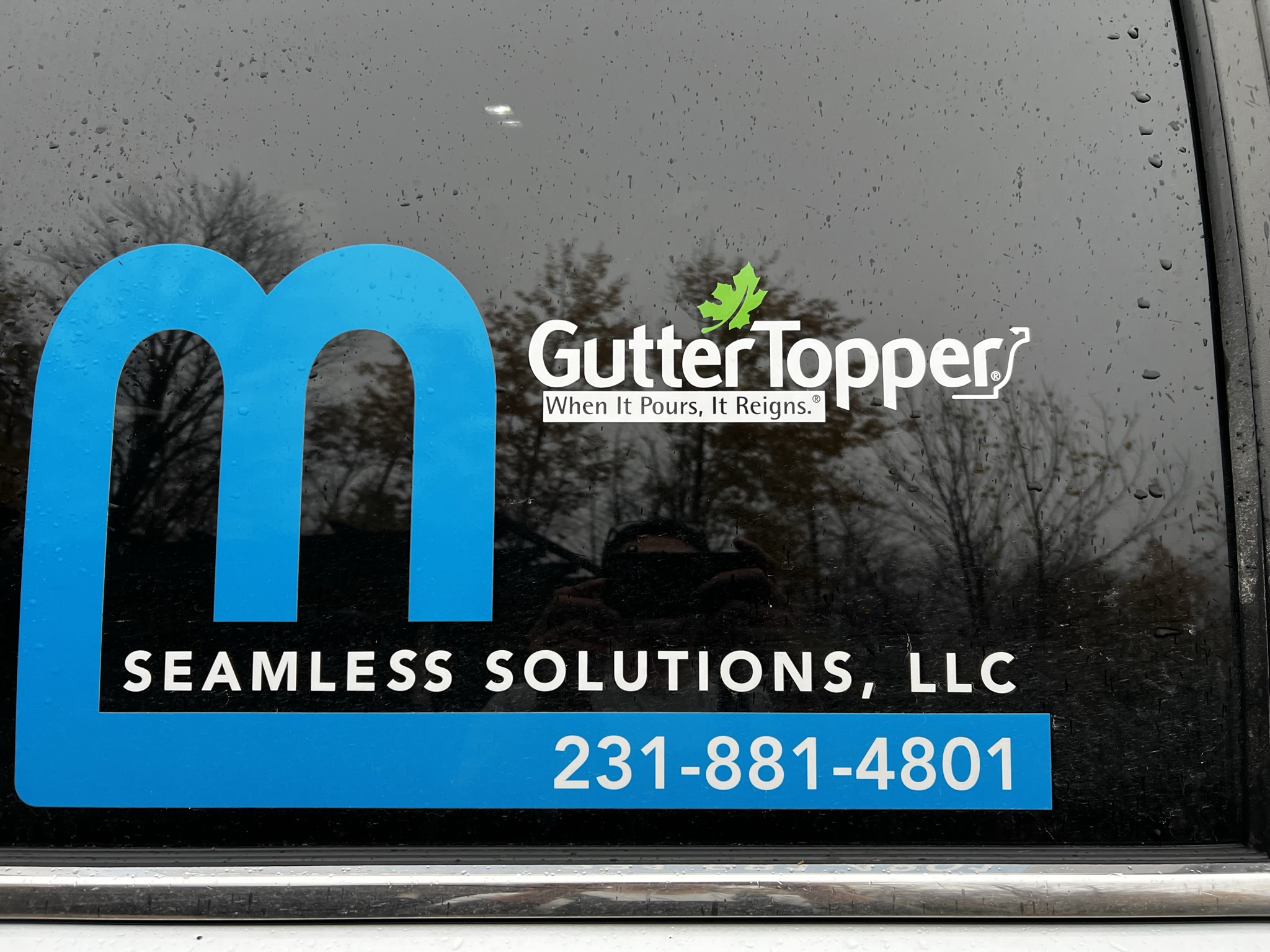 ML Seamless Gutter Solutions - Business Photo
