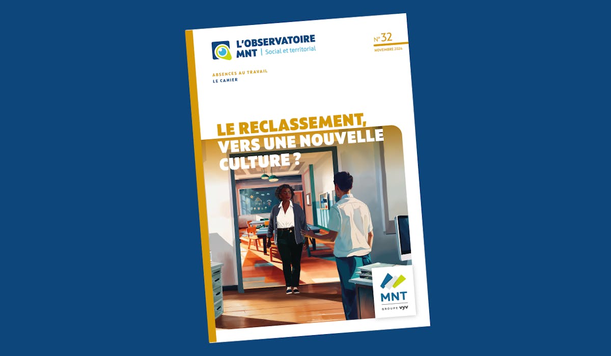 Couverture de l'étude 32 de l'Observatoire MNT sur fond bleu