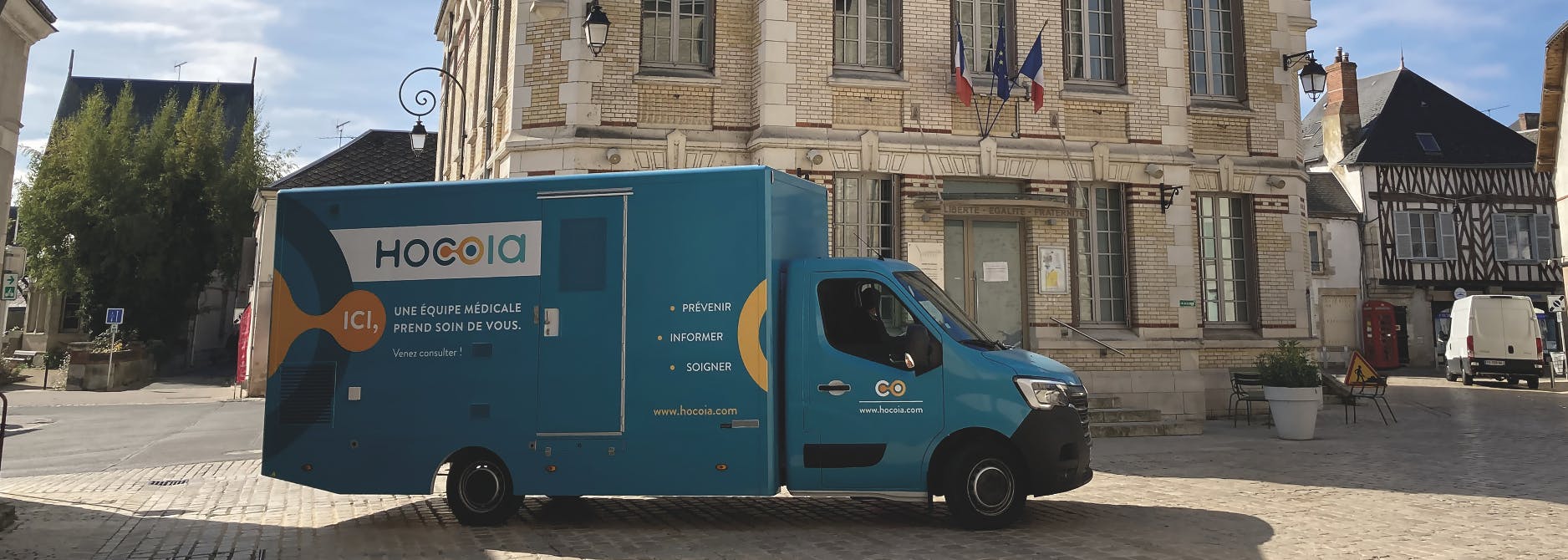 Hocoia Médicobus camion Mairie