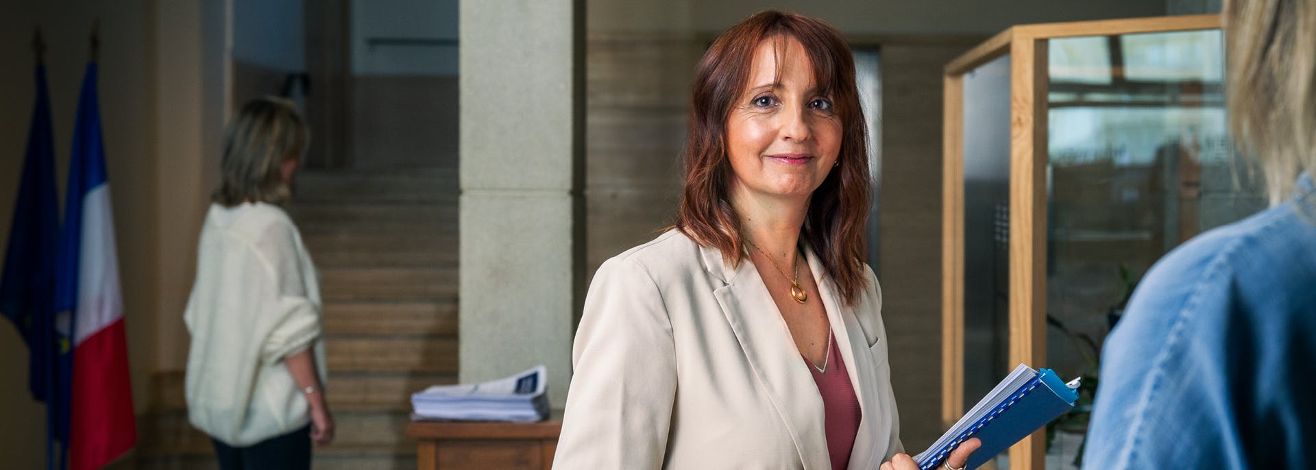 Sonia, agent d'accueil à la ville de Biarritz