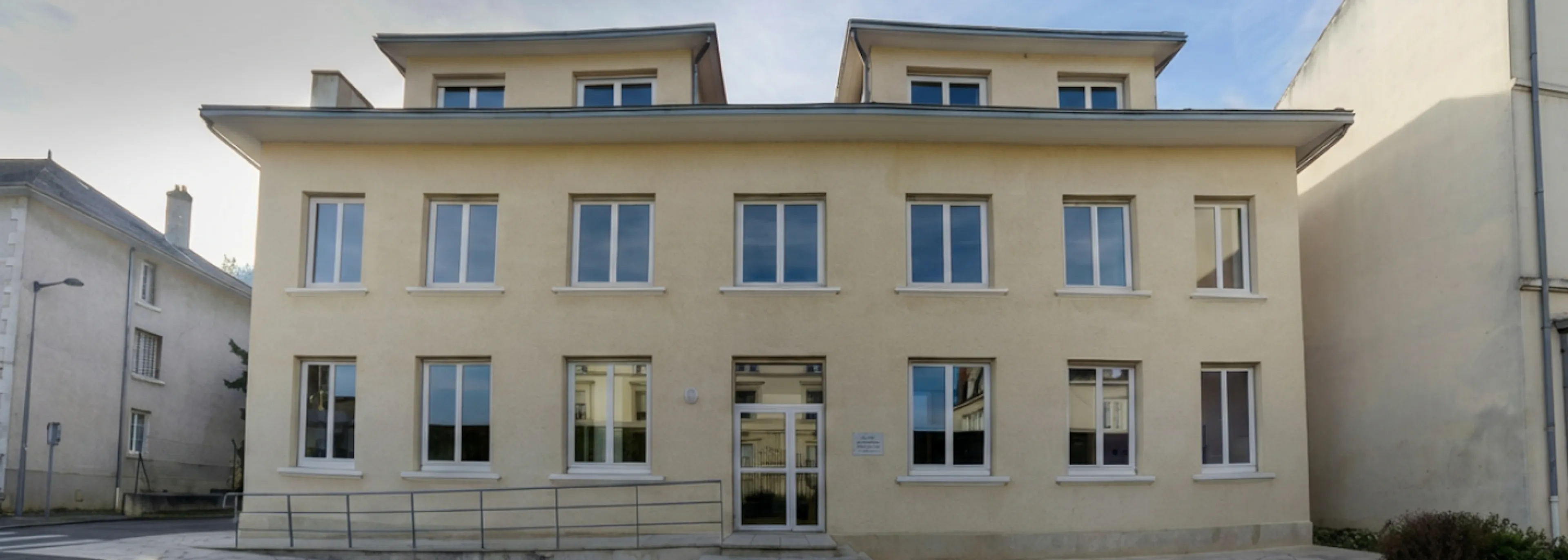 Façade du bâtiment du centre de gestion de la Meuse (CDG 55)