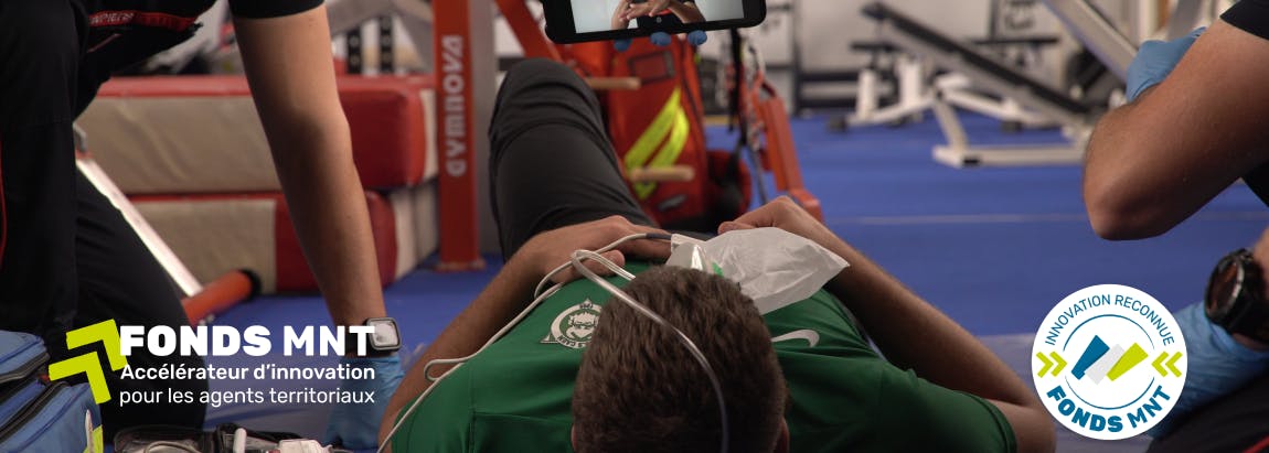 Démonstration d'une prise en charge d'une personne sourde ou malentendante avec l'application MC ASSIST lors d'une intervention des sapeurs-pompiers.