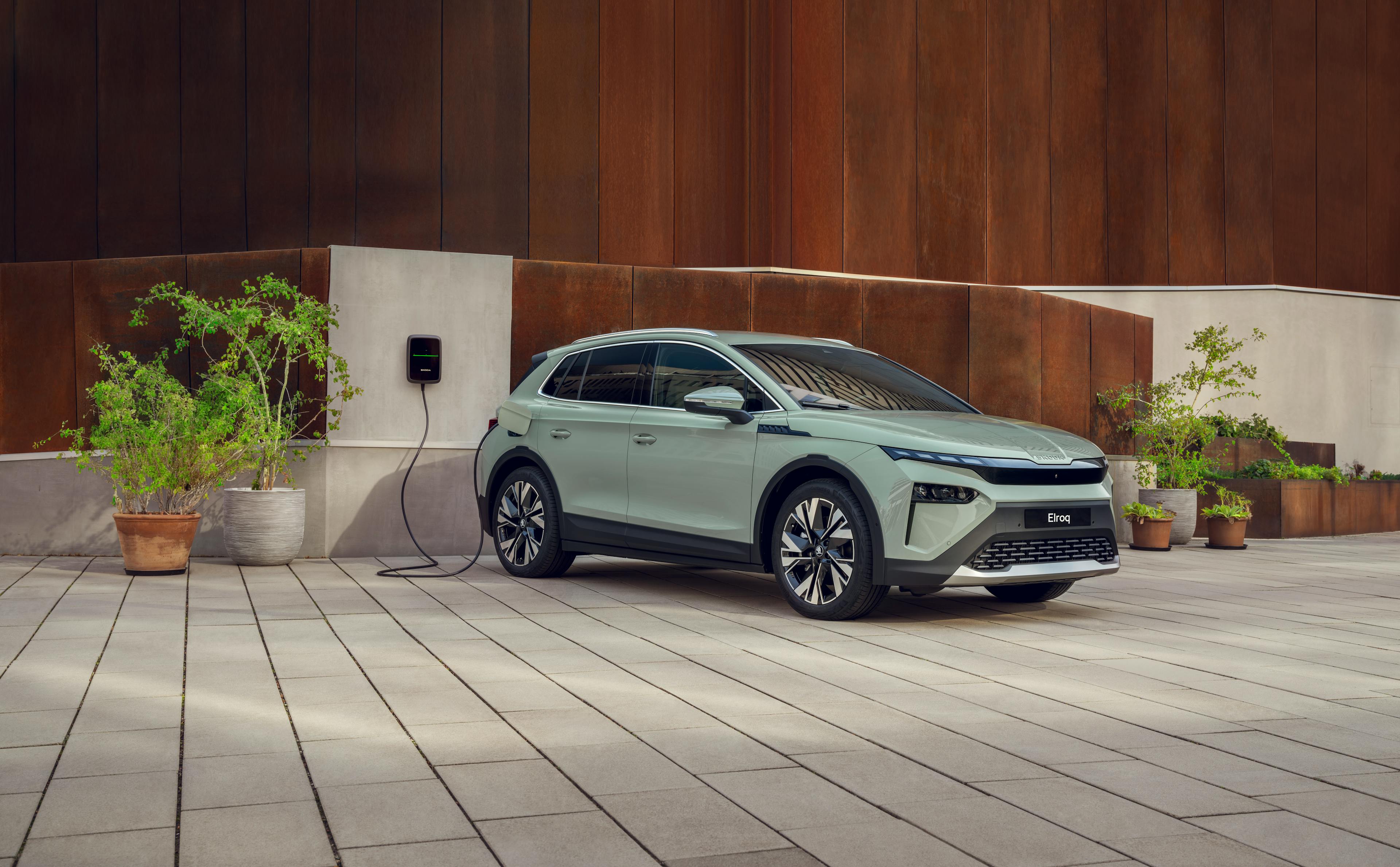 Elroq Launch Hero Stills