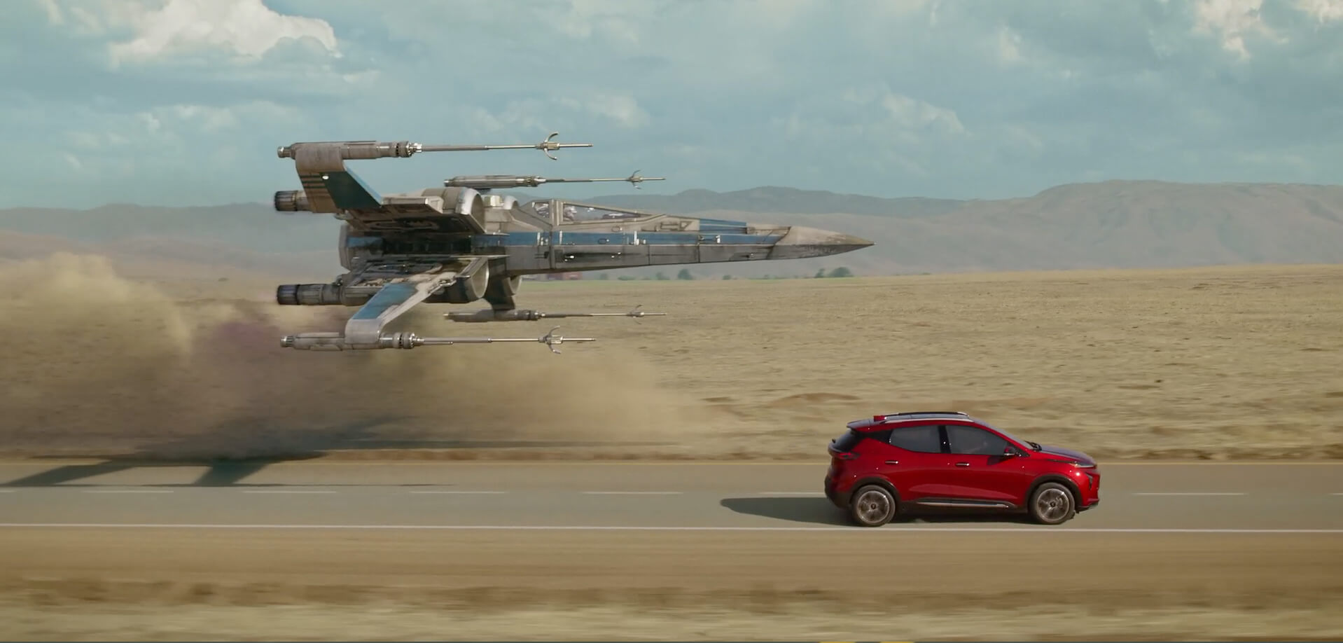 Chevrolet Bolt EUV hero photo