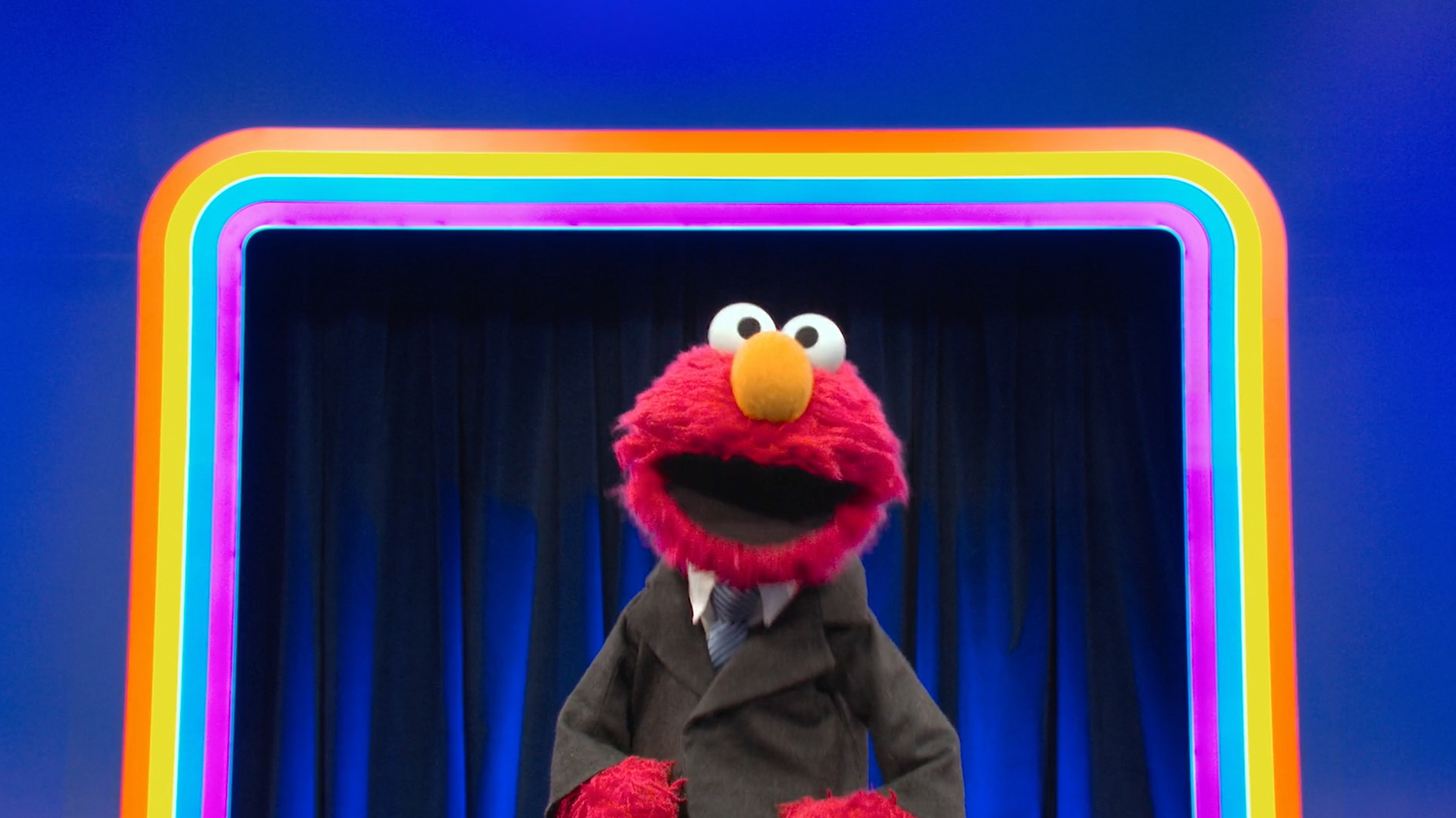 The Not Too Late Show with Elmo: Game Edition | MOCEAN