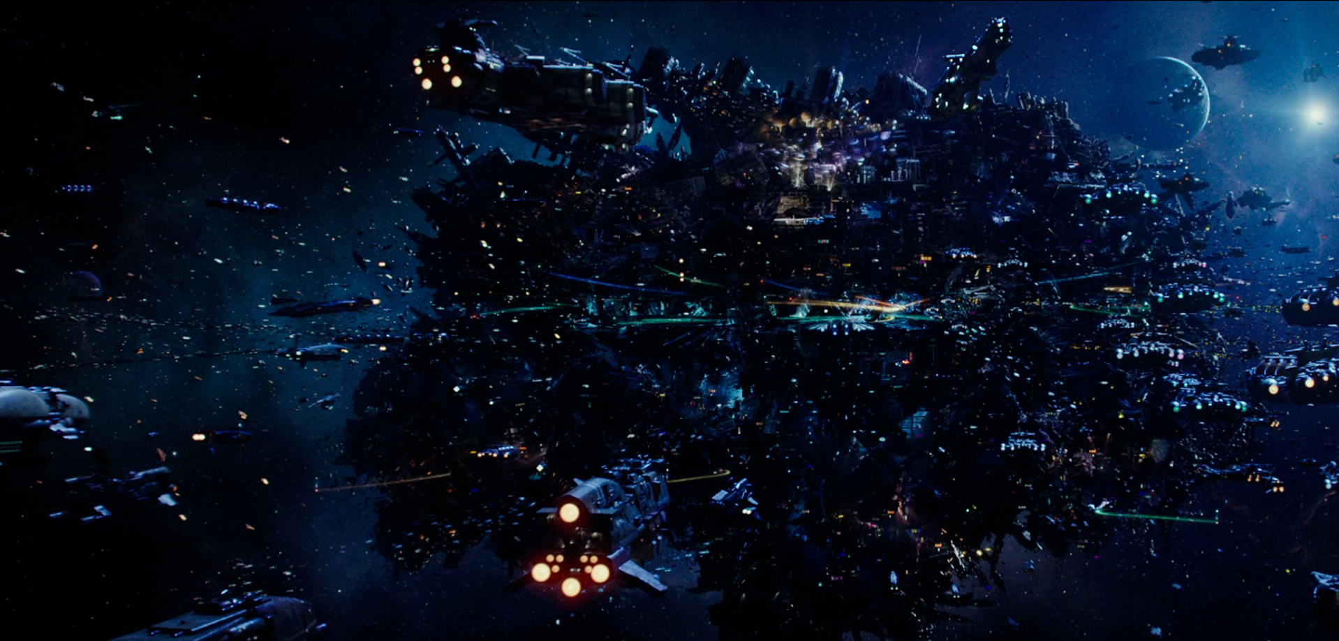 Valerian and the City of a Thousand Planets hero photo