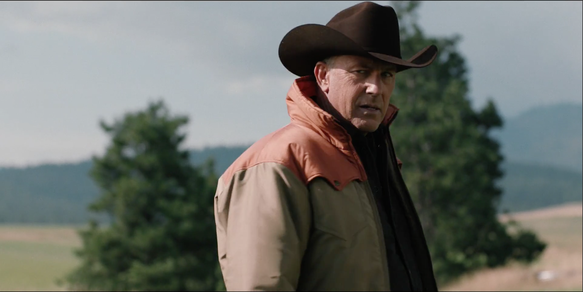 Yellowstone hero photo