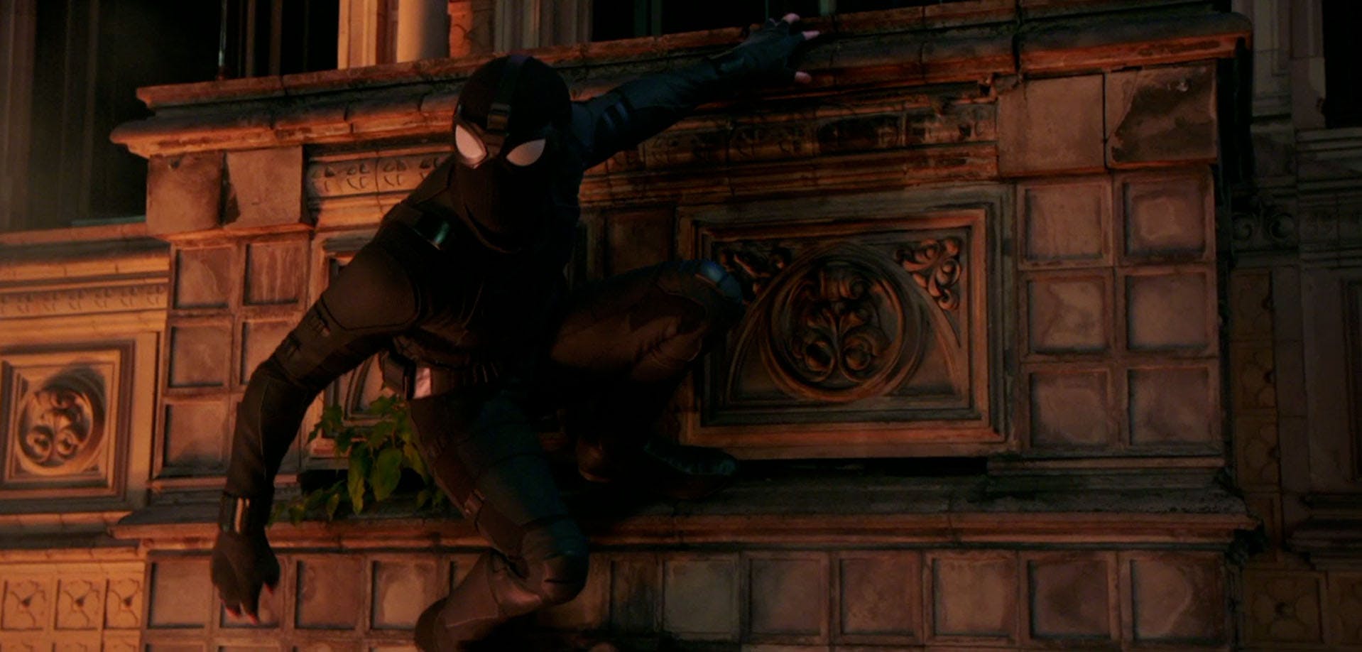 TV30 - Mysterio Suit