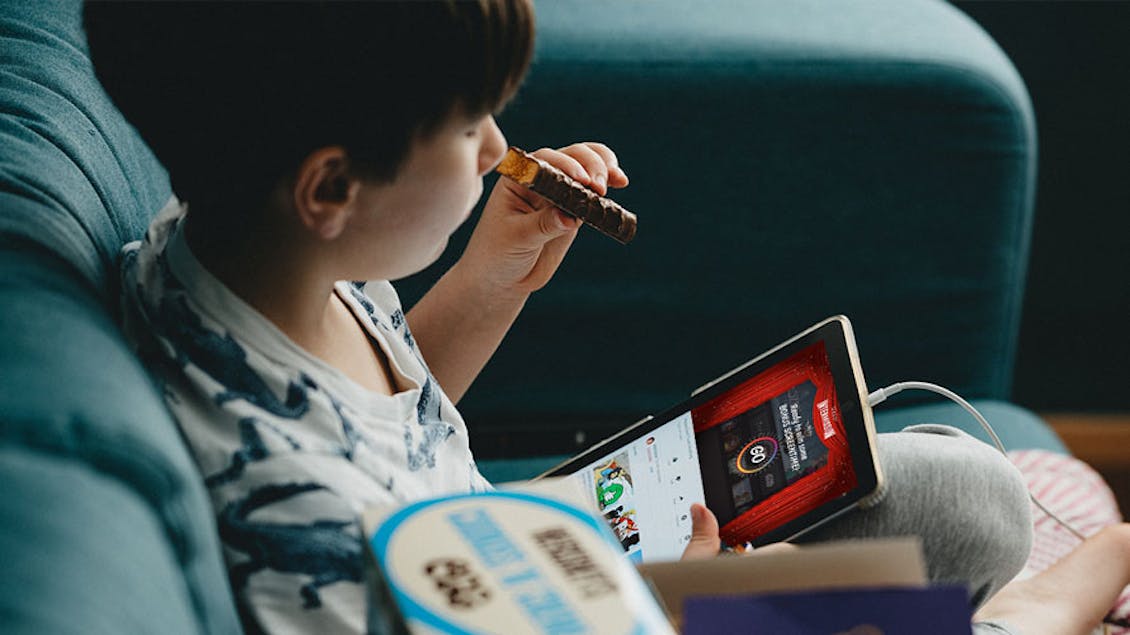 Kid watching online tv in 
