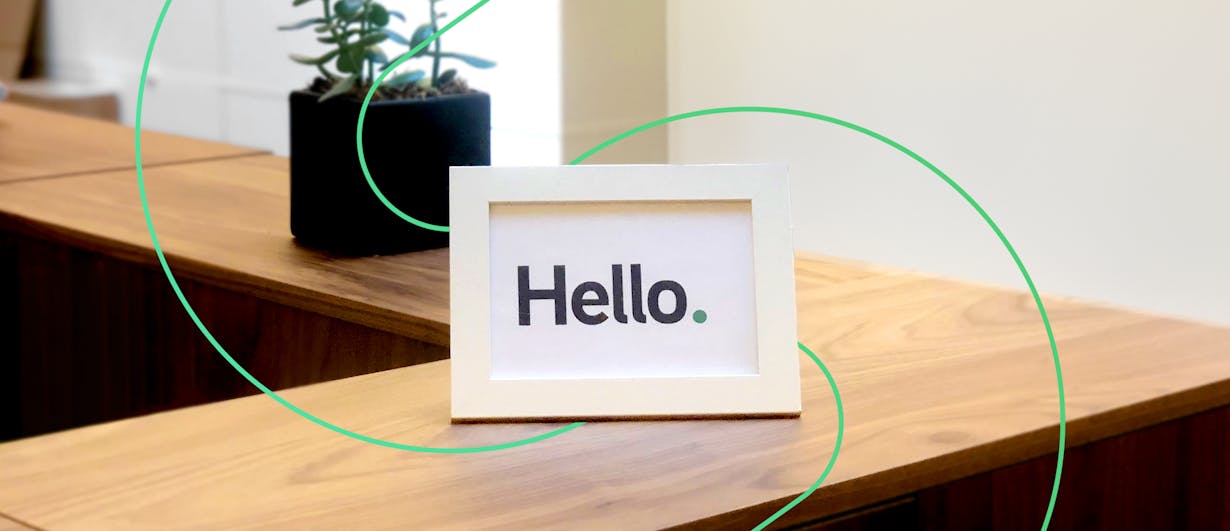 Framed image saying "Hello".