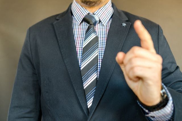 サラリーマンには不動産投資がおすすめ!その理由と失敗しない為の方法を解説