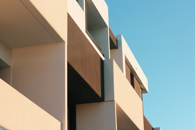 【金利2.70%→1.75%】自己資金10万円で35年の長期融資！東京都内の1Kマンションを好条件で借り換えし、毎月返済額を2.3万円削減【不動産投資ローン 借り換え事例】
