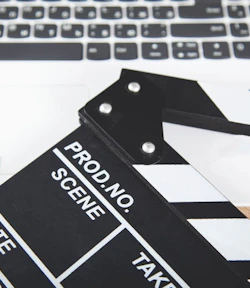 Tudo sobre o processo de criação de roteiro para vídeos do YouTube